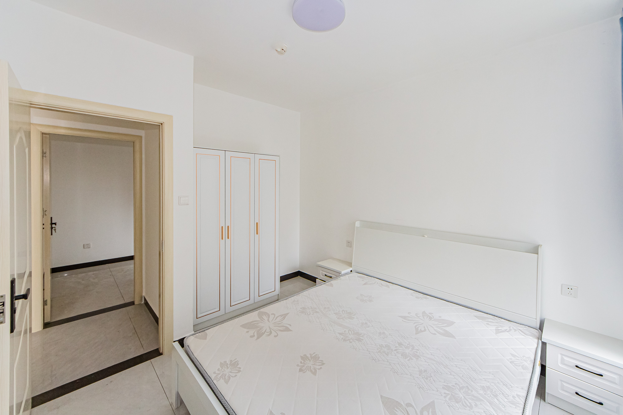 北辰三角洲C2区  3室2厅1卫    145.0万卧室