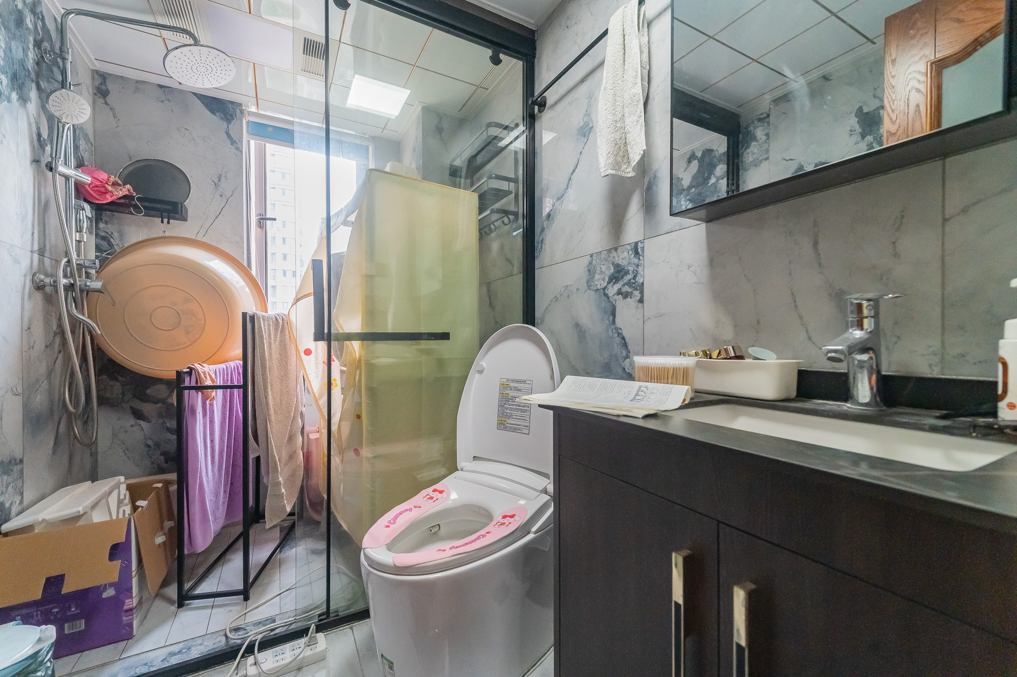 深业喜汇  4室2厅2卫    138.0万 深业喜汇  4室2厅2卫    138.0万卫生间