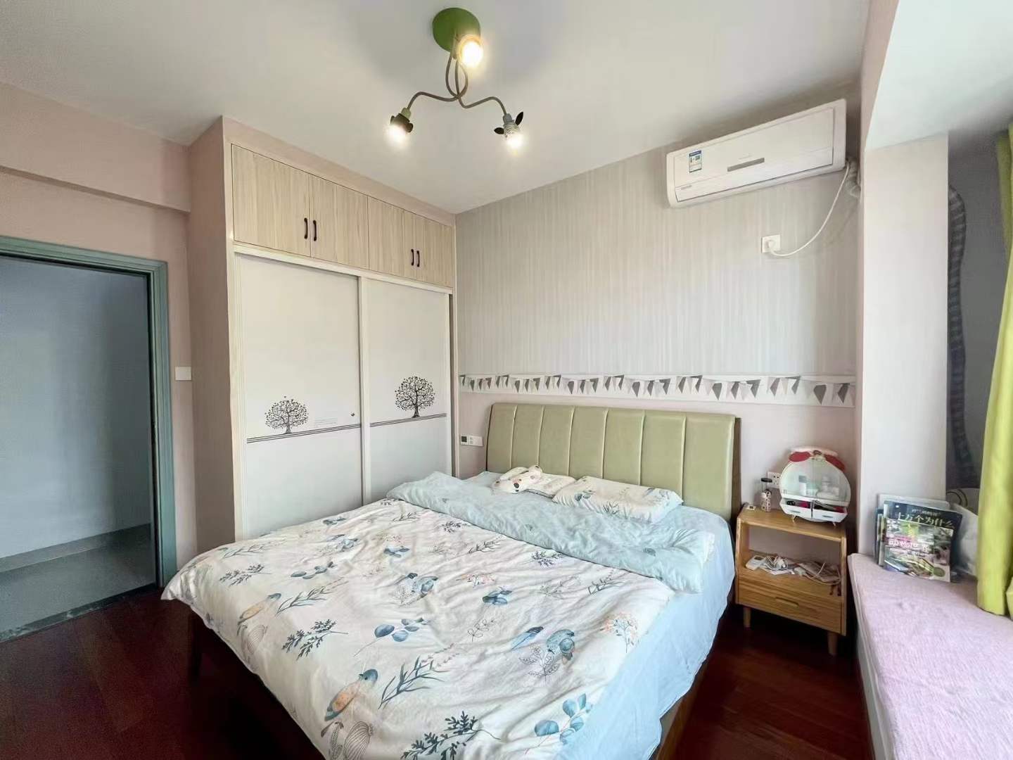 日盛山湖城 4室2厅1卫 86.0万 日盛山湖城 4室2厅1卫 86.0万室内图