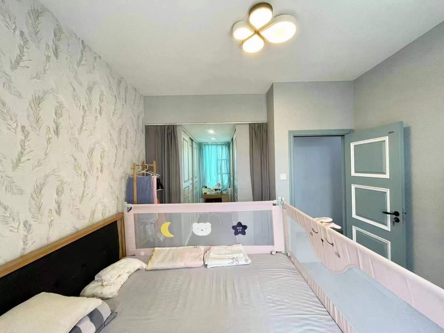 日盛山湖城 4室2厅1卫 86.0万 日盛山湖城 4室2厅1卫 86.0万室内图