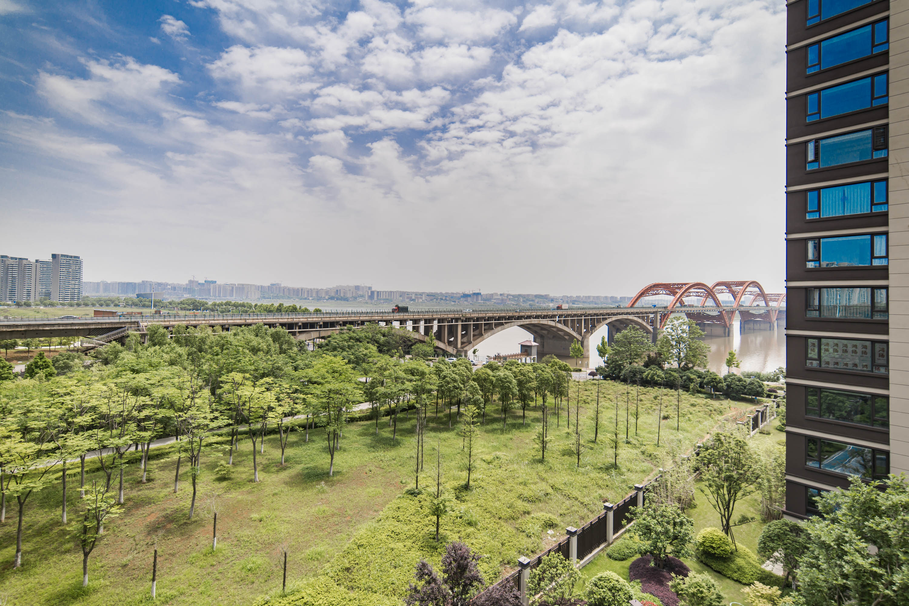 建发电建江山悦  4室2厅3卫    300.0万其他