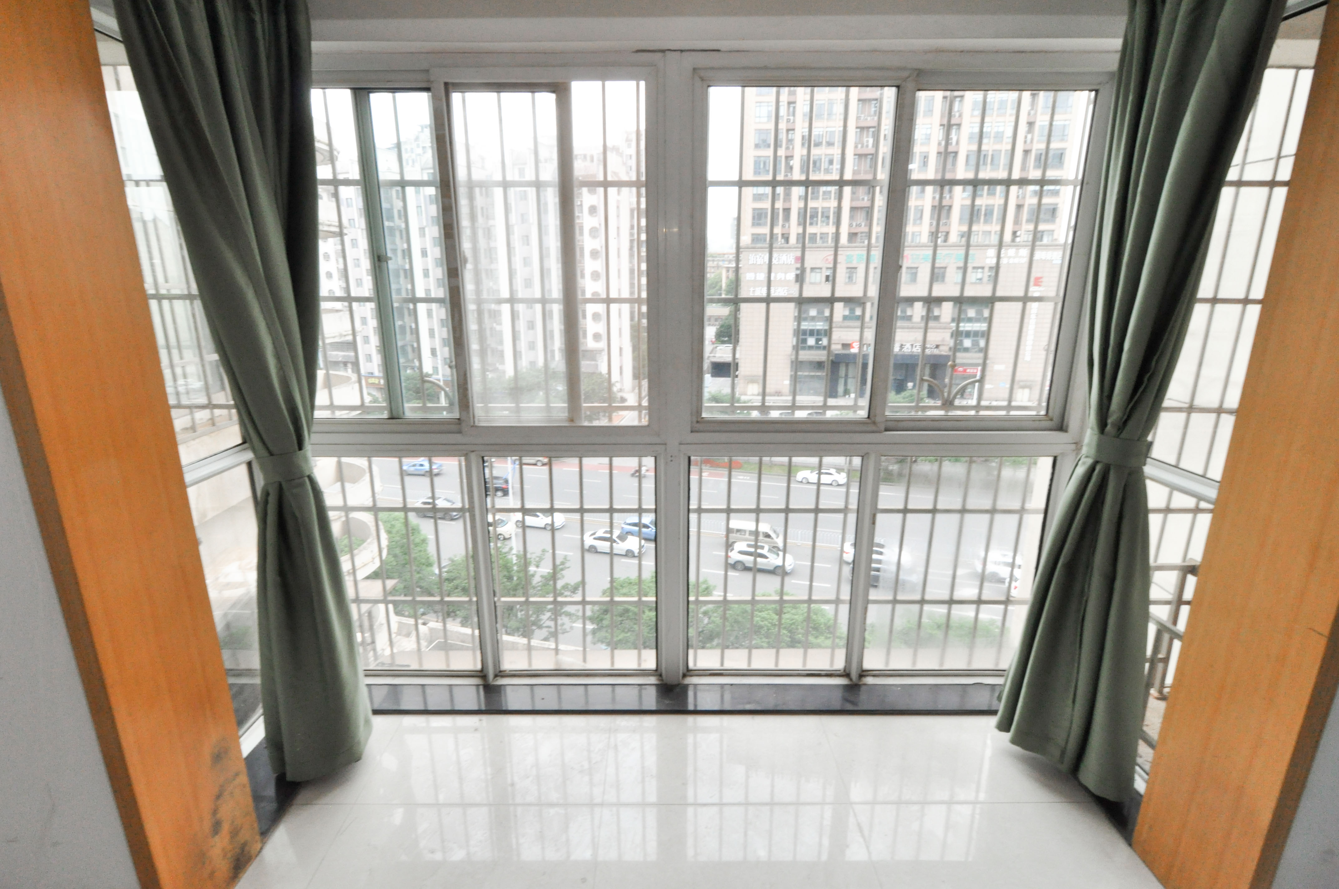 玛依拉山庄  3室2厅2卫    112.0万 玛依拉山庄  3室2厅2卫    112.0万其他