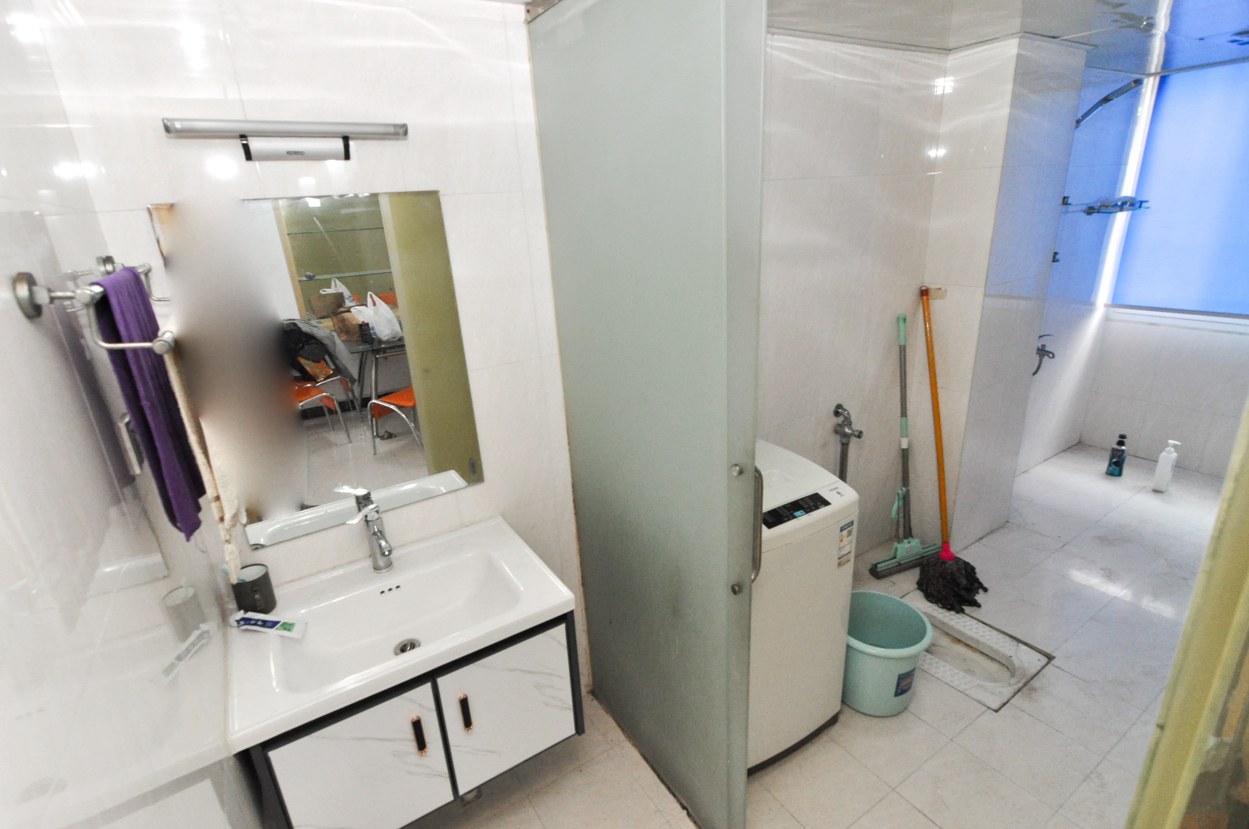 玛依拉山庄  3室2厅2卫    112.0万 玛依拉山庄  3室2厅2卫    112.0万卫生间