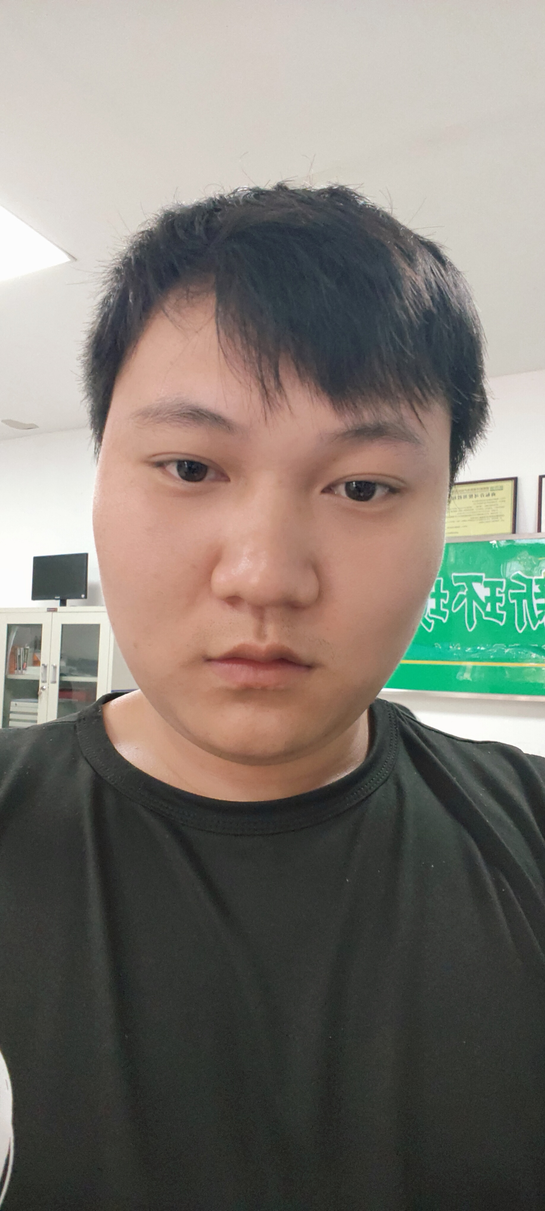 匡少雄