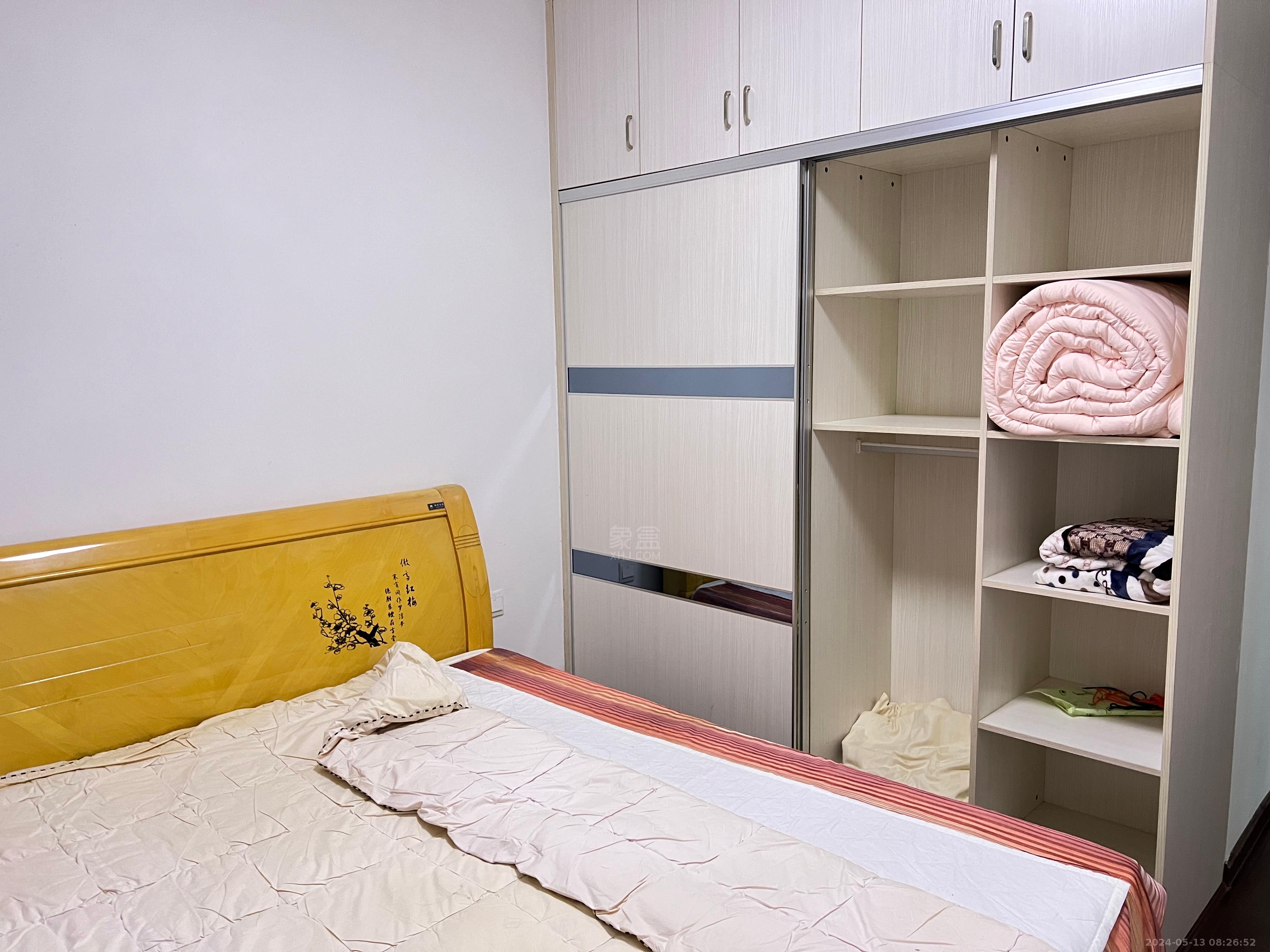 华晨御园  2室2厅1卫   1800.00元/月室内图