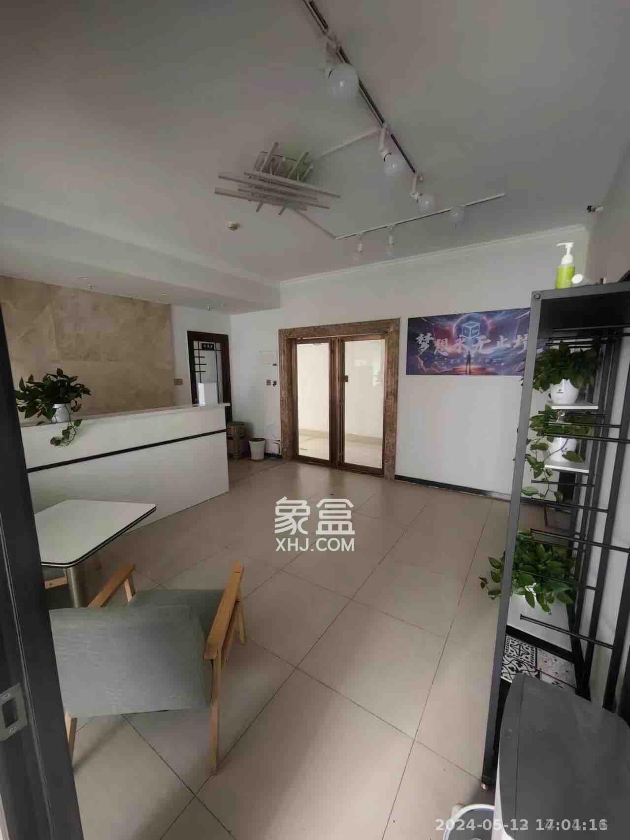 万博汇  2室1厅1卫   2500.00元/月室内图
