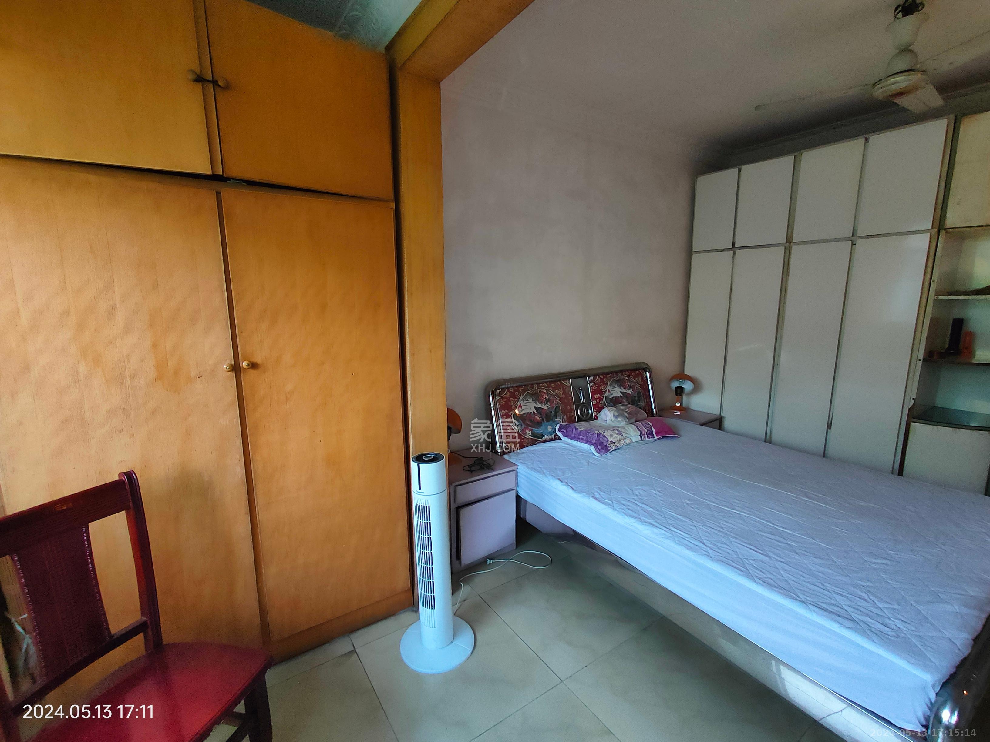 新一村  2室2厅1卫   28.00万客厅
