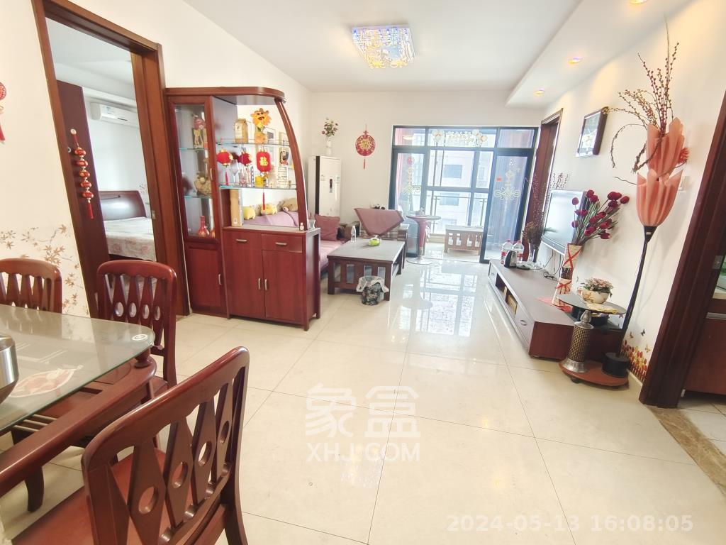 阳光100三期  3室2厅2卫   3200.00元/月室内图