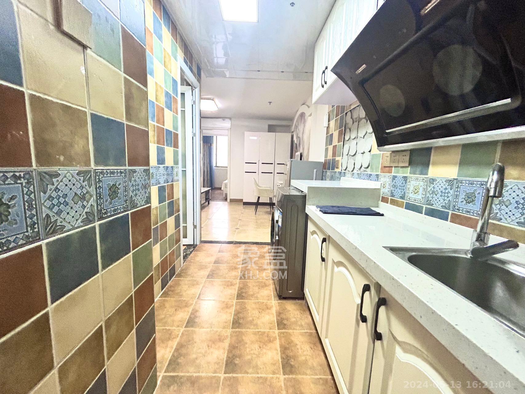 锦绣中环 0室0厅0卫 2750.00元/月 锦绣中环 0室0厅0卫 2750.00元/月室内图