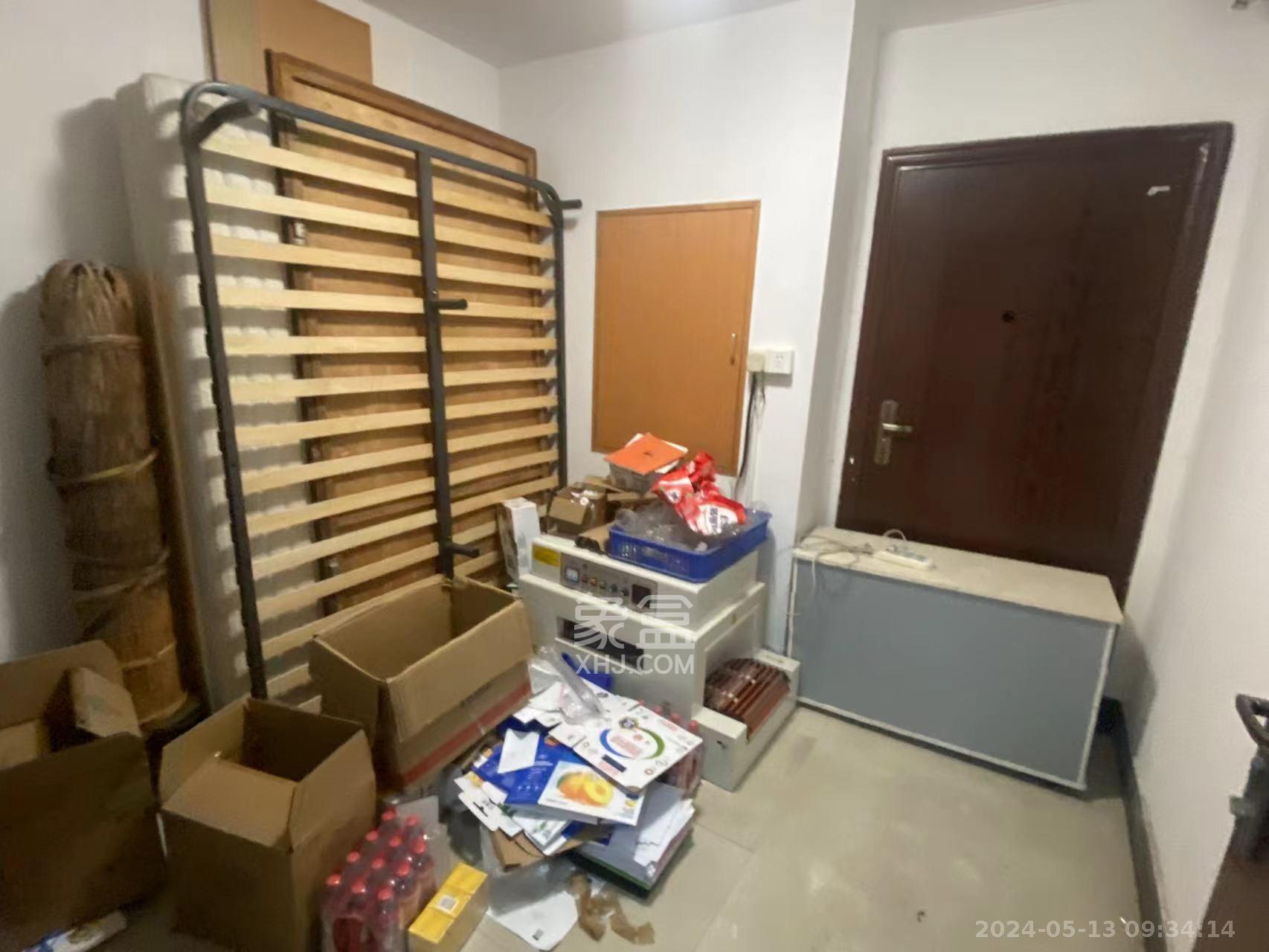 华雅花园  6室2厅1卫   15000.00元/月室内图