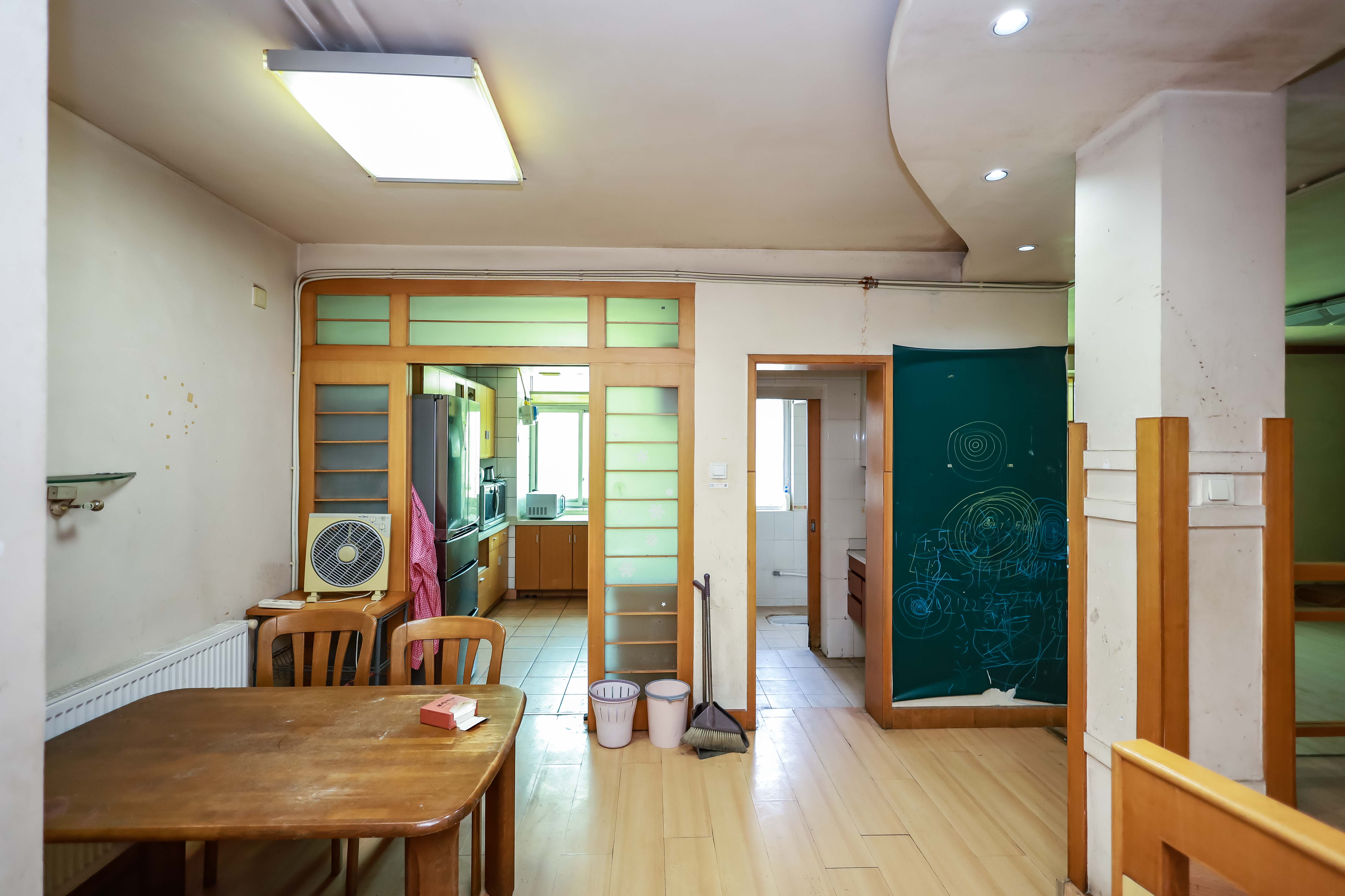 咸嘉新村嘉文苑  3室2厅2卫   123.00万其他