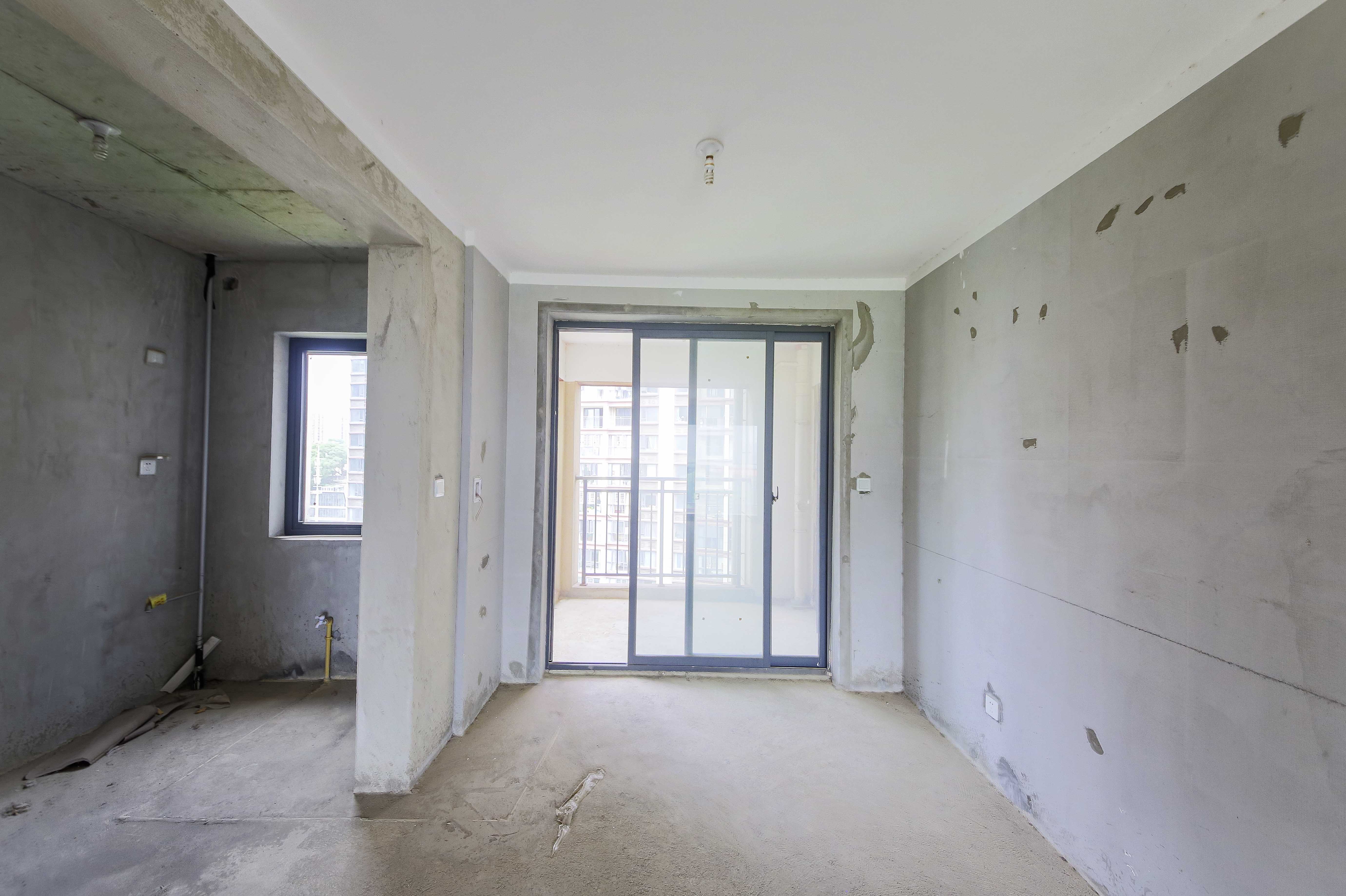 轻盐阳光CEO(轻盐雅苑)(轻奢时代)  4室2厅2卫    109.8万 轻盐阳光CEO(轻盐雅苑)(轻奢时代)  4室2厅2卫    109.8万客厅