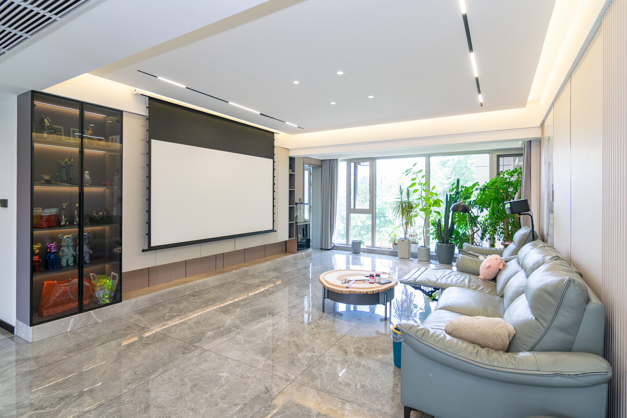 润和谷山郡(悦禧山庄水榭花都)  4室2厅2卫    190.0万 润和谷山郡(悦禧山庄水榭花都)  4室2厅2卫    190.0万客厅