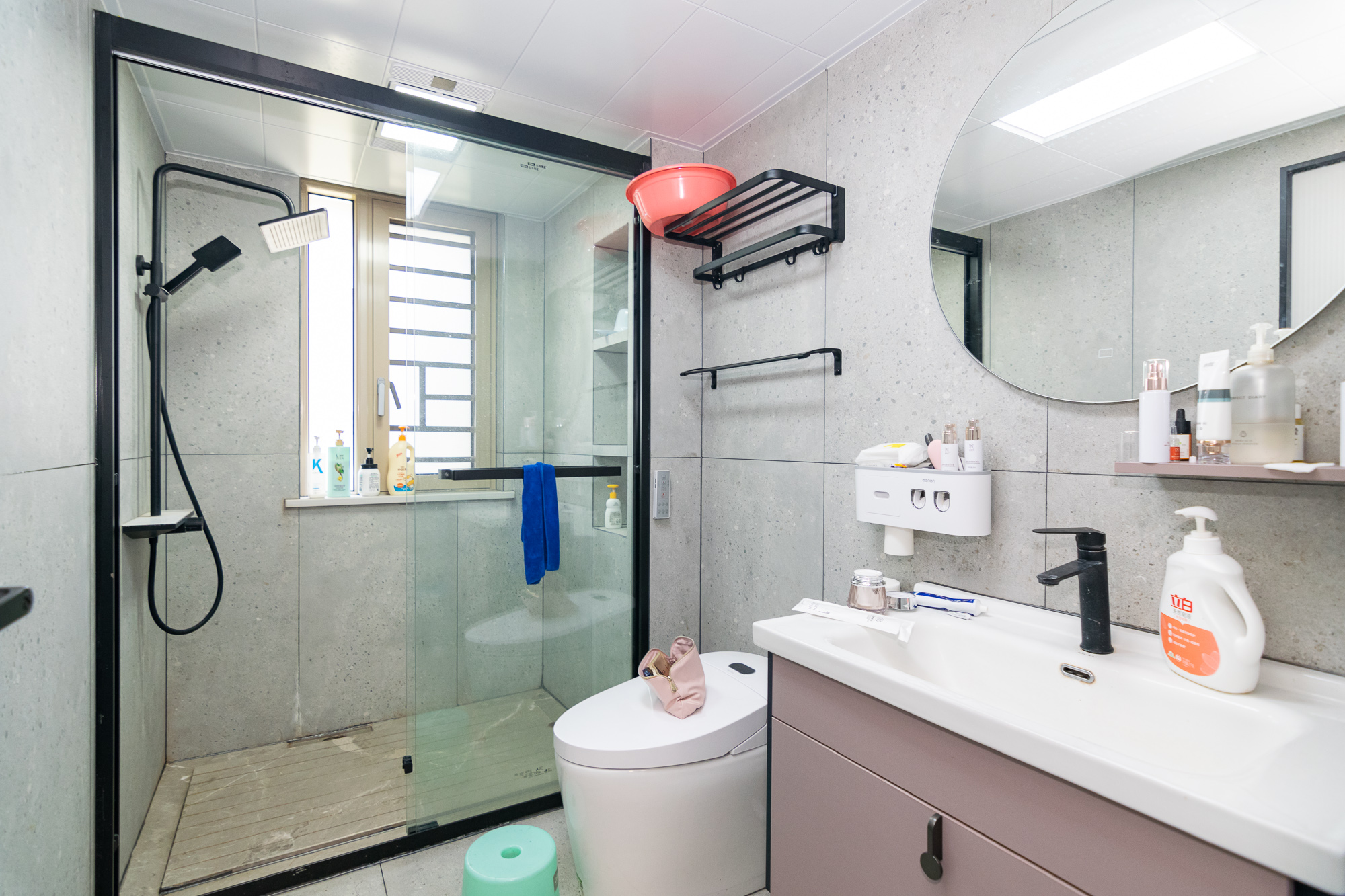 润和谷山郡(悦禧山庄水榭花都)  4室2厅2卫    190.0万 润和谷山郡(悦禧山庄水榭花都)  4室2厅2卫    190.0万卫生间