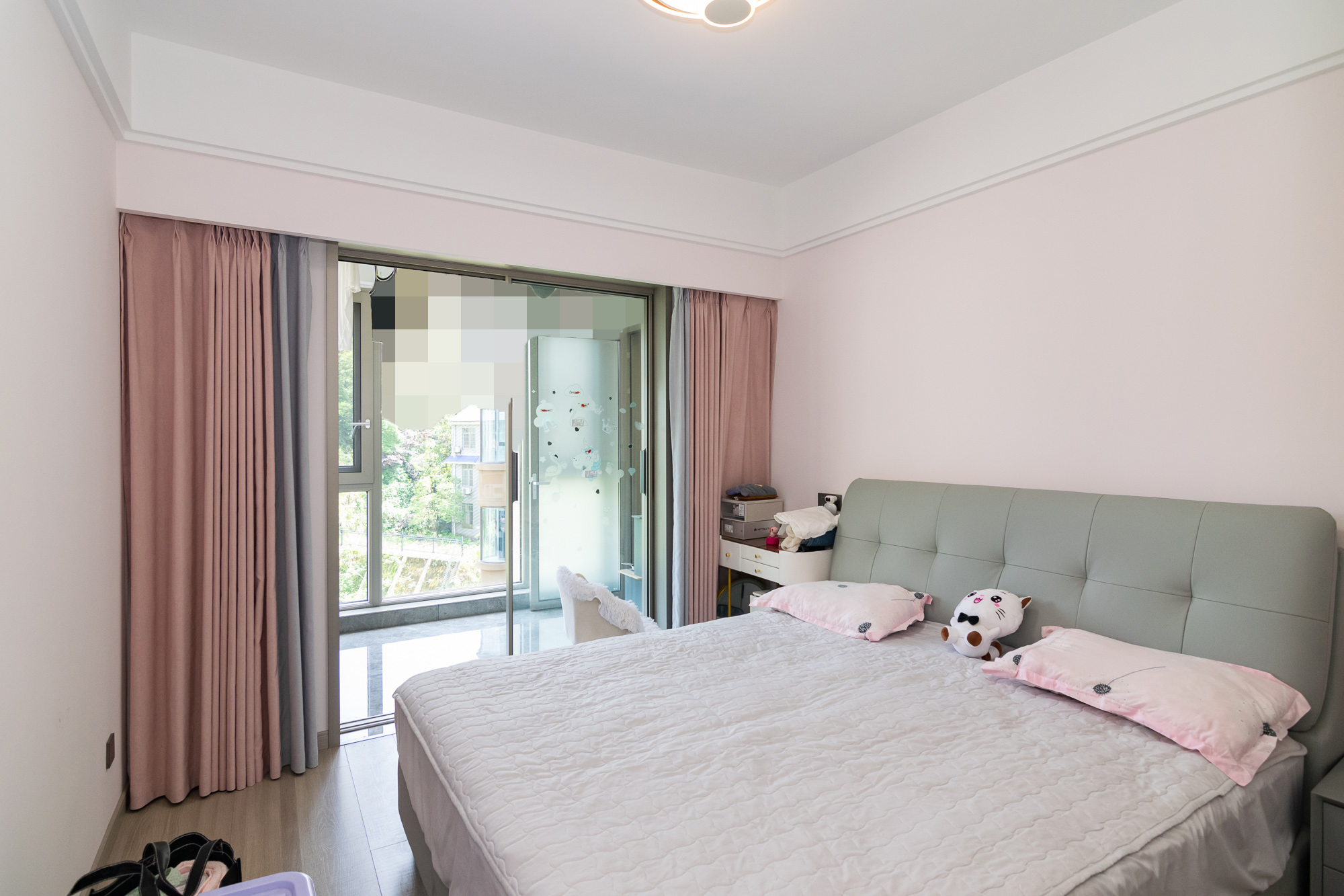 润和谷山郡(悦禧山庄水榭花都)  4室2厅2卫    190.0万 润和谷山郡(悦禧山庄水榭花都)  4室2厅2卫    190.0万卧室