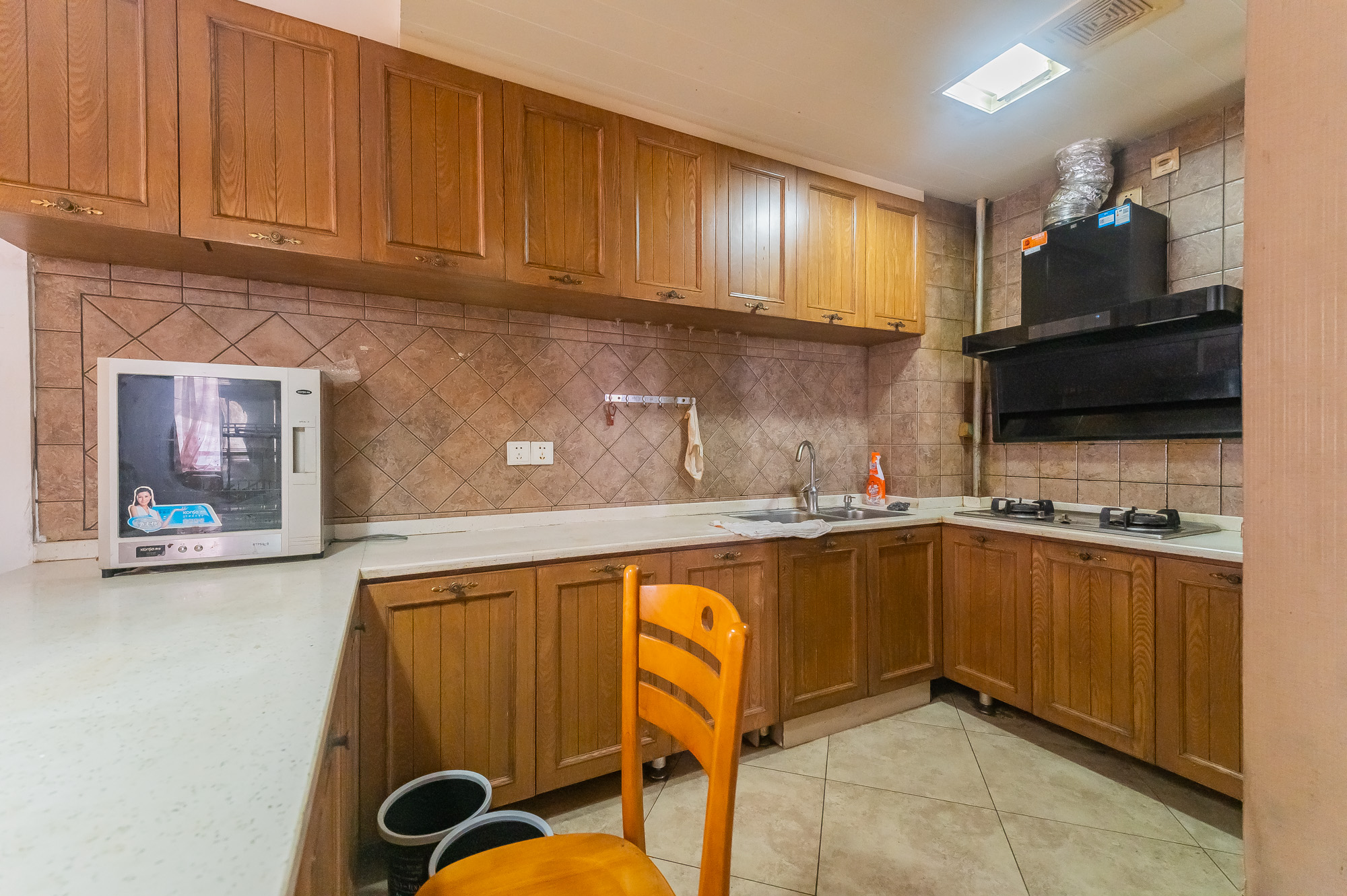 华润凤凰城一期 2室2厅1卫 60.0万 华润凤凰城一期 2室2厅1卫 60.0万厨房