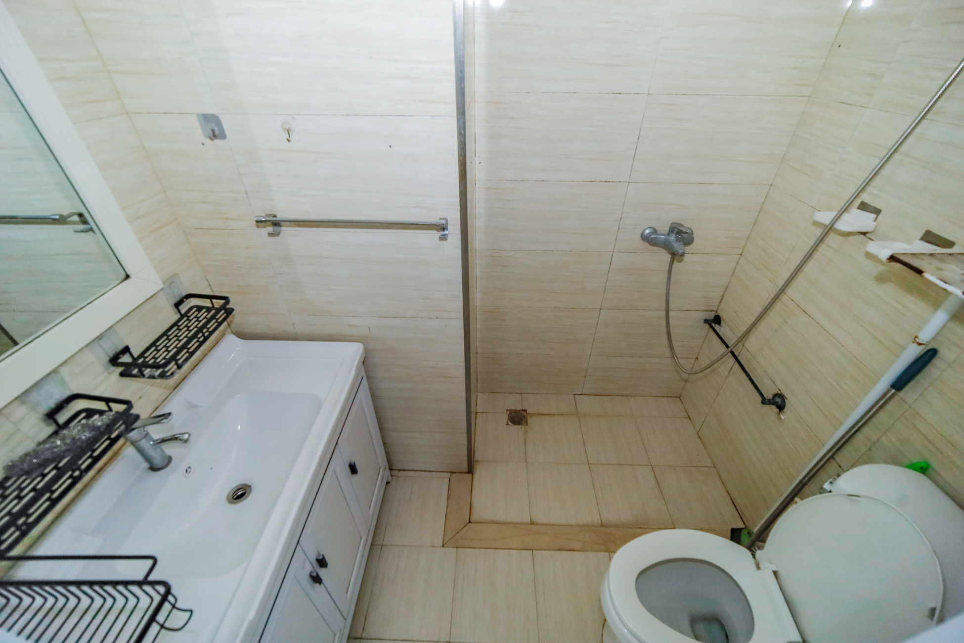 中建木莲工社 2室1厅1卫 45.0万 中建木莲工社 2室1厅1卫 45.0万卫生间