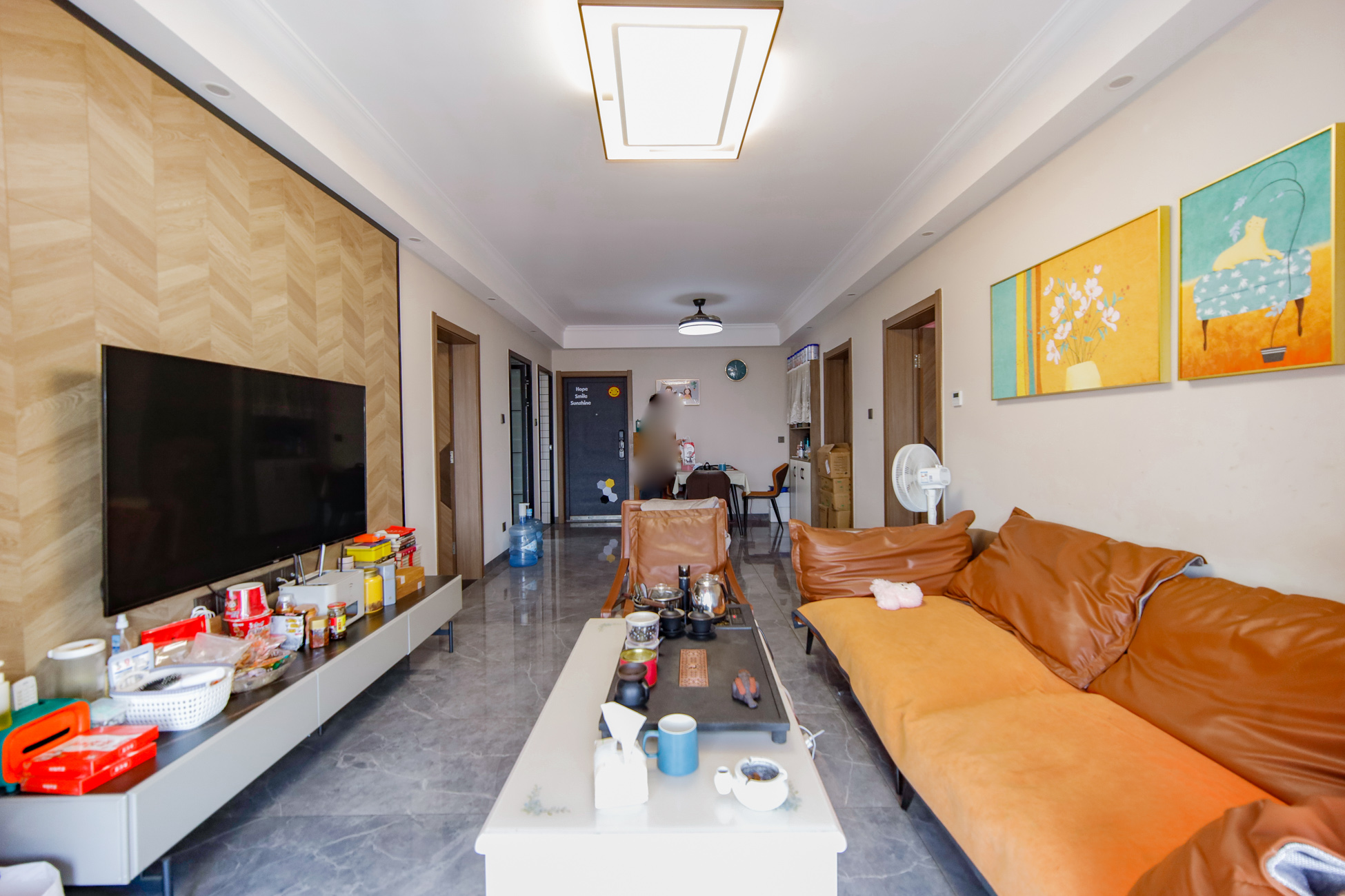 中国铁建18公馆(常青嘉苑)  3室2厅2卫    90.0万 中国铁建18公馆(常青嘉苑)  3室2厅2卫    90.0万客厅