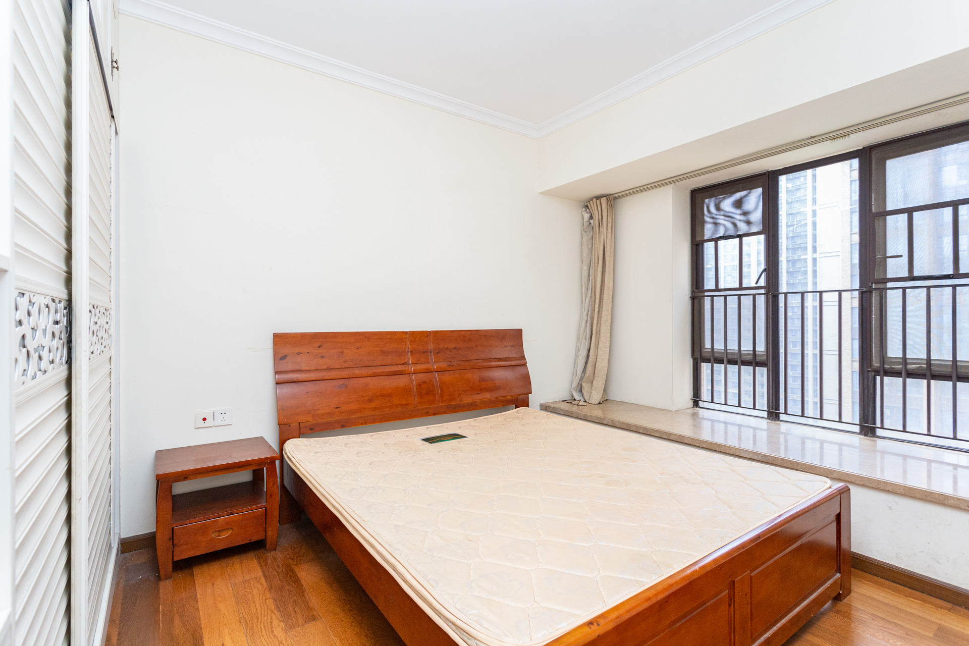 时代倾城一期 3室2厅1卫 102.0万 时代倾城一期 3室2厅1卫 102.0万卧室