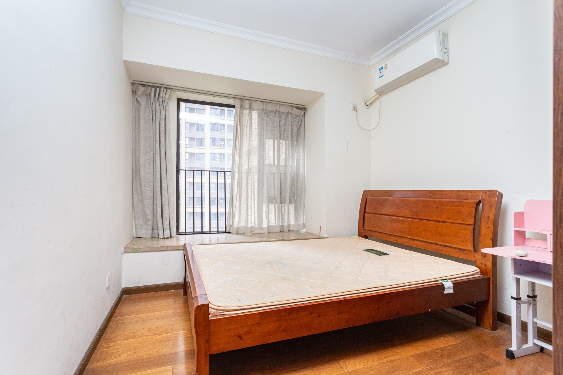 时代倾城一期 3室2厅1卫 102.0万 时代倾城一期 3室2厅1卫 102.0万卧室