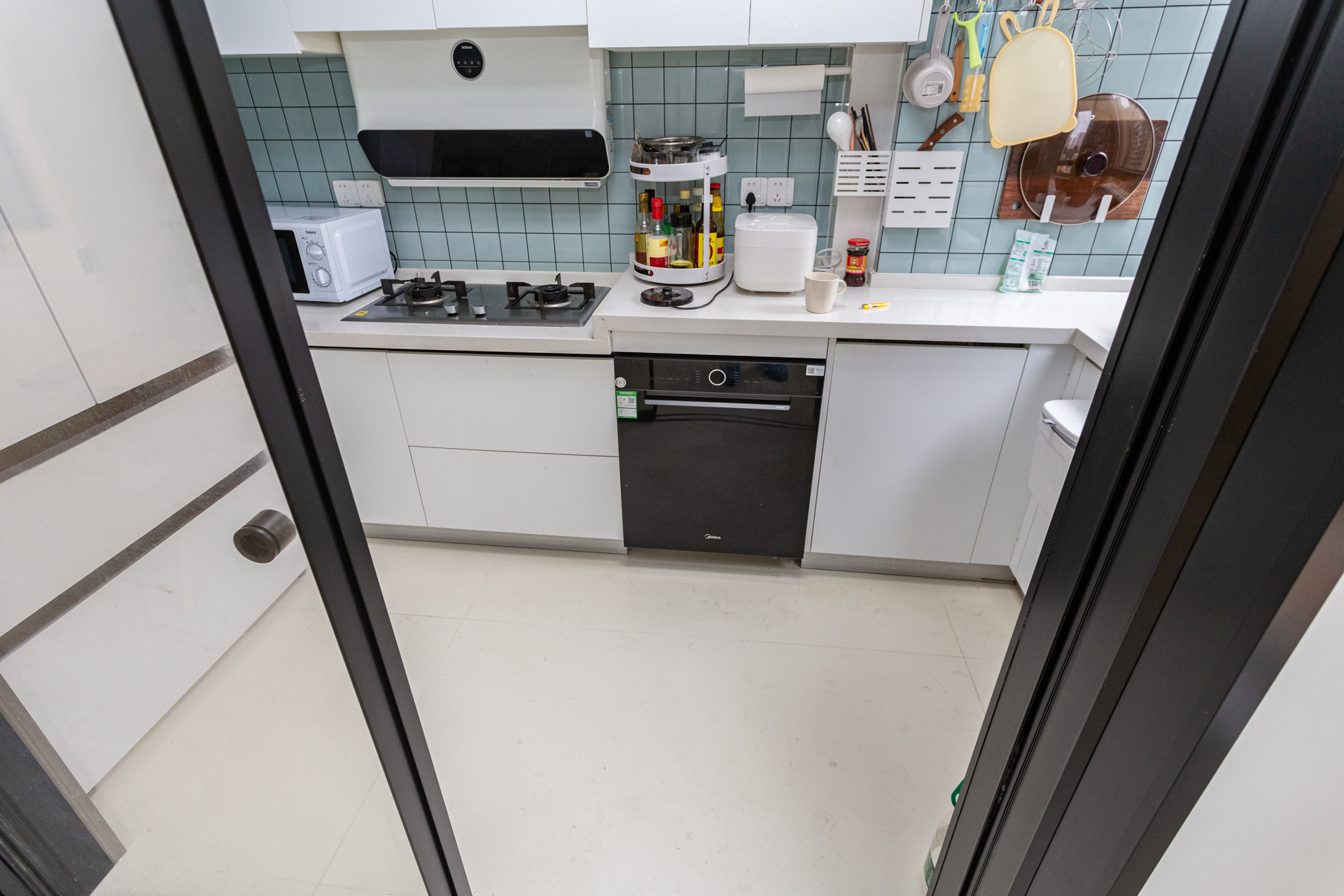 明发阅江悦府 4室2厅2卫 148.0万 明发阅江悦府 4室2厅2卫 148.0万厨房