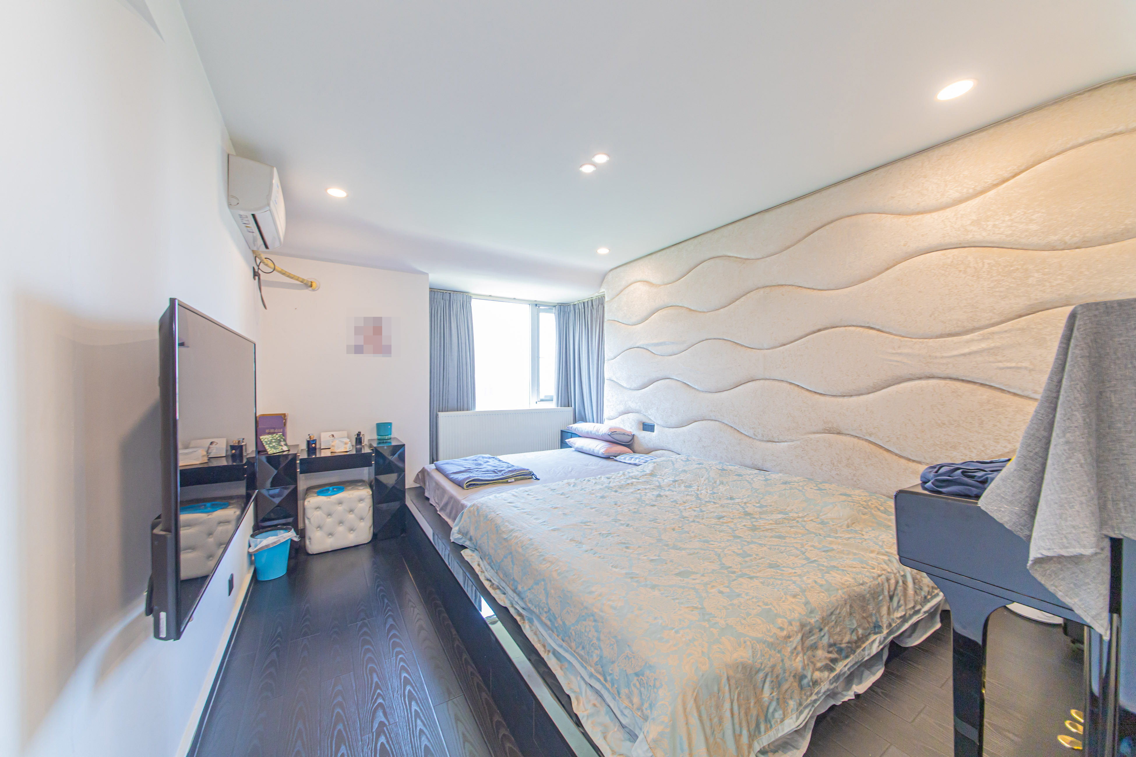 怡和山庄  4室2厅2卫    156.0万 怡和山庄  4室2厅2卫    156.0万卧室