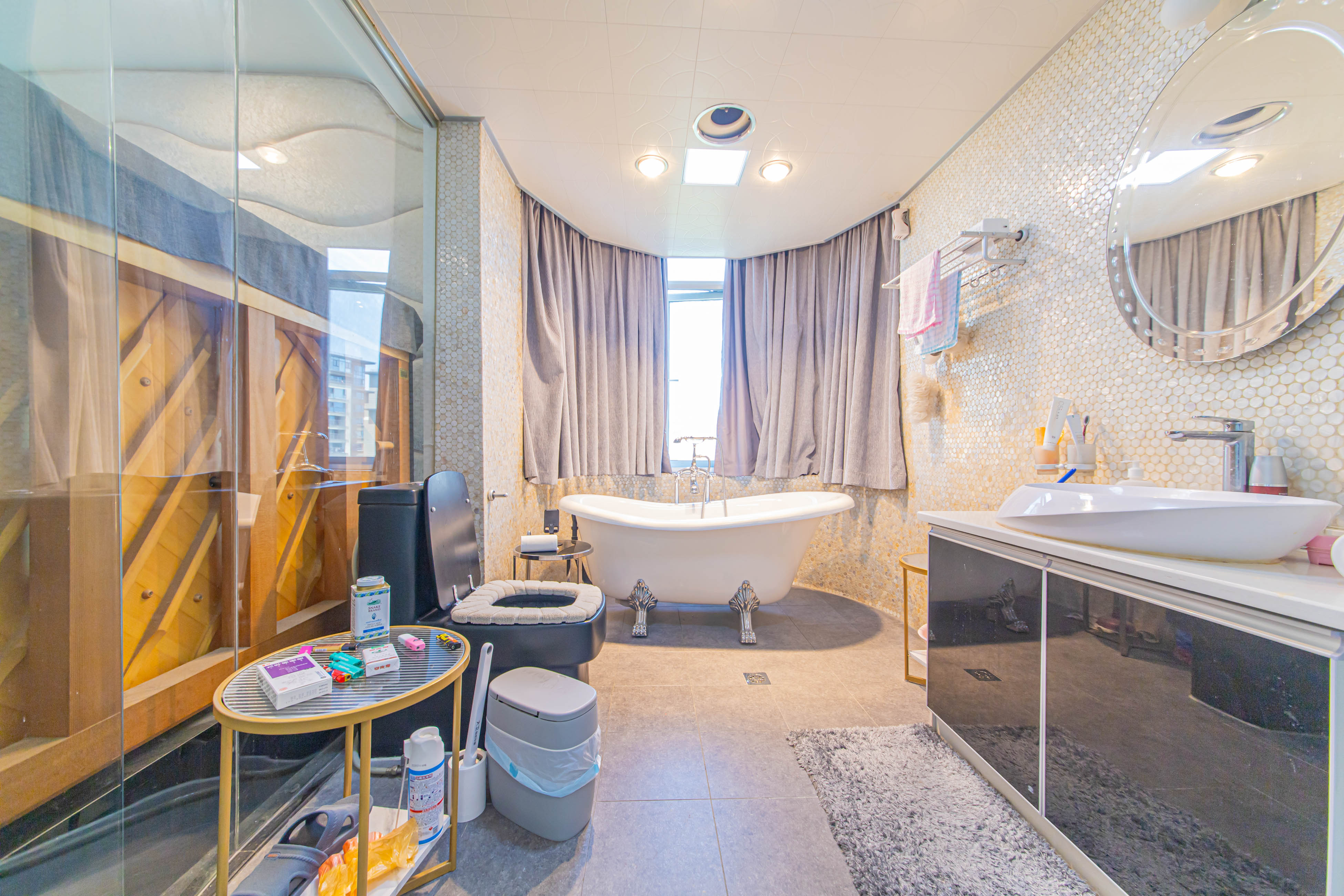 怡和山庄  4室2厅2卫    156.0万 怡和山庄  4室2厅2卫    156.0万卫生间