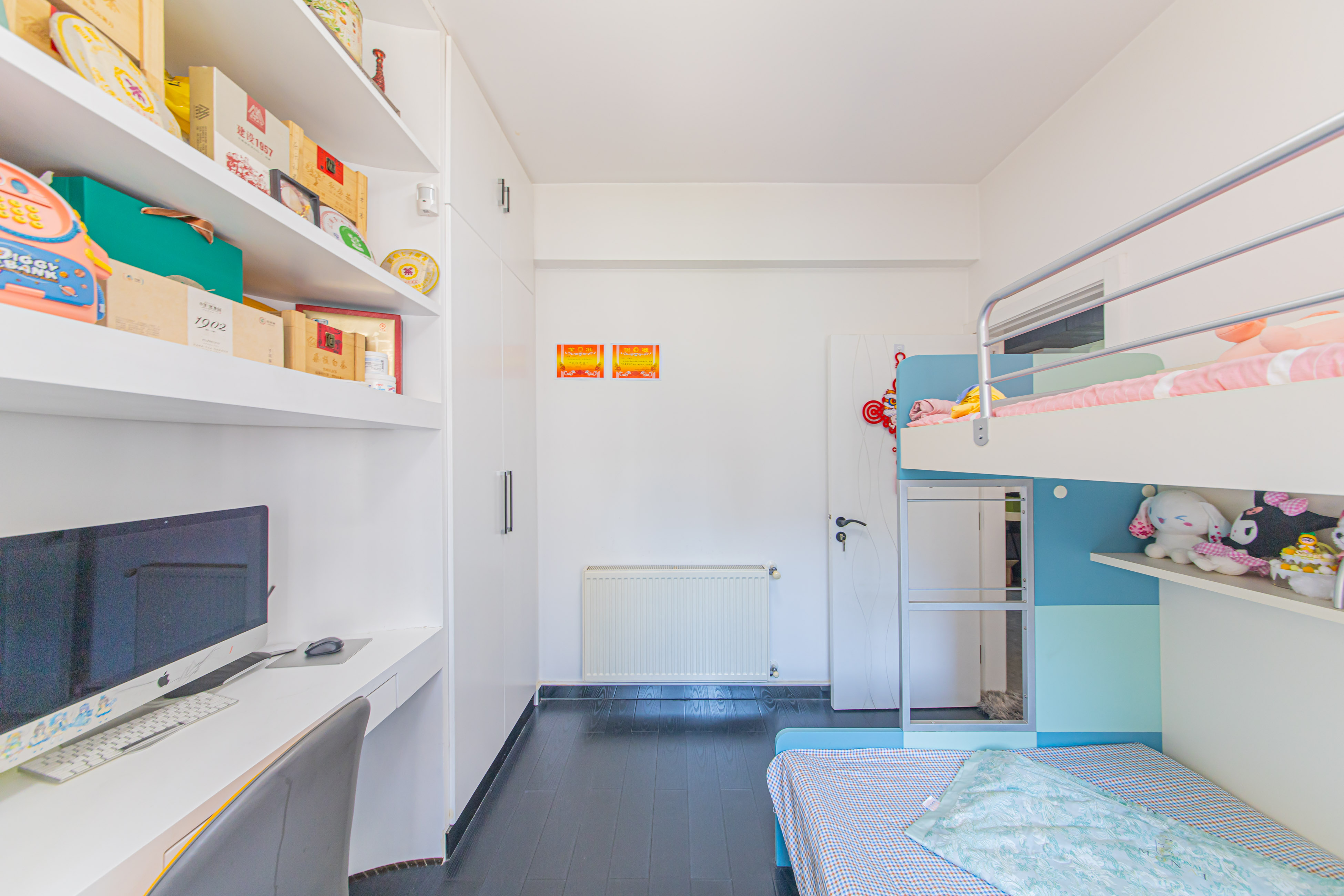 怡和山庄  4室2厅2卫    156.0万 怡和山庄  4室2厅2卫    156.0万卧室