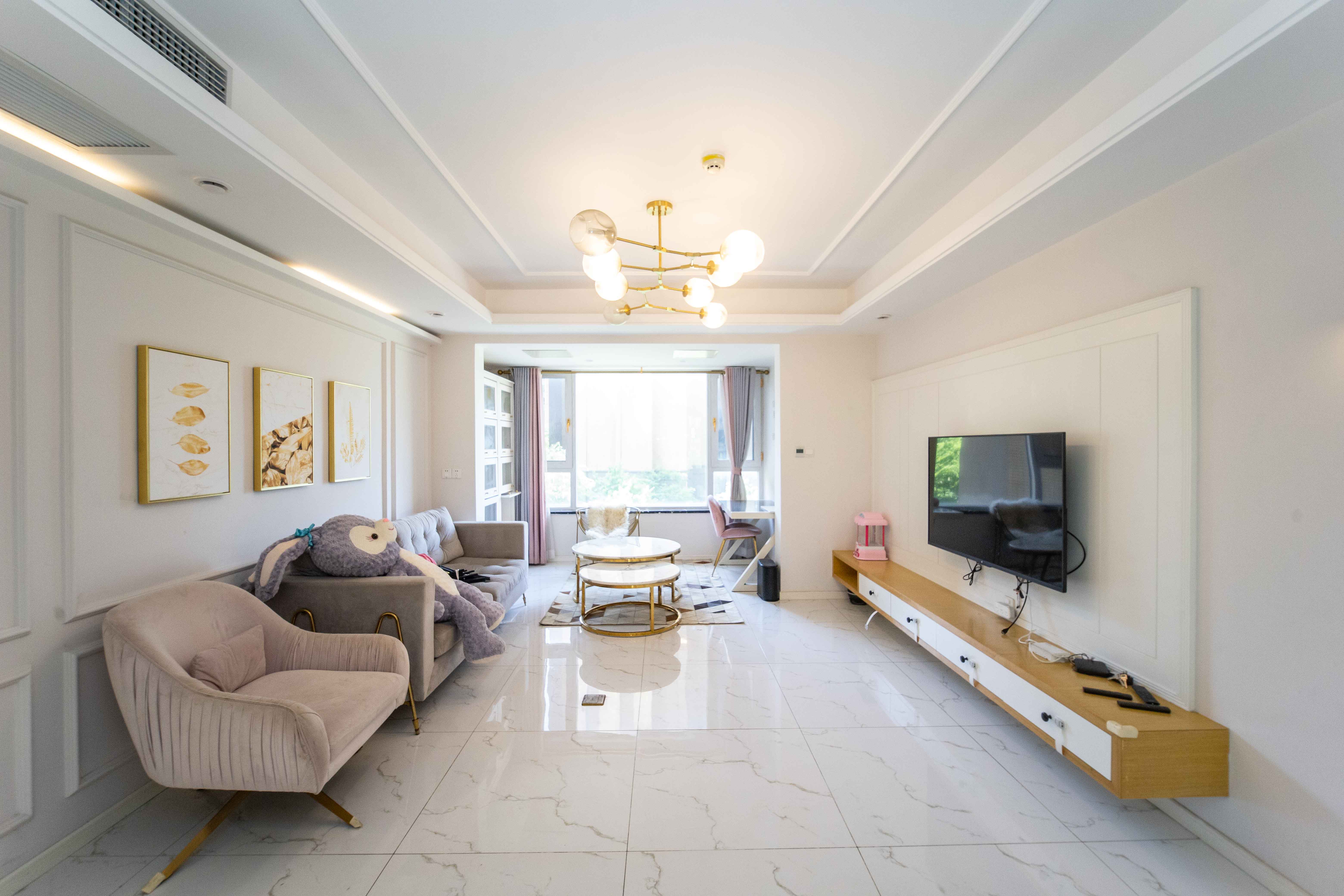 金地格林公馆 3室2厅2卫 130.0万 金地格林公馆 3室2厅2卫 130.0万客厅