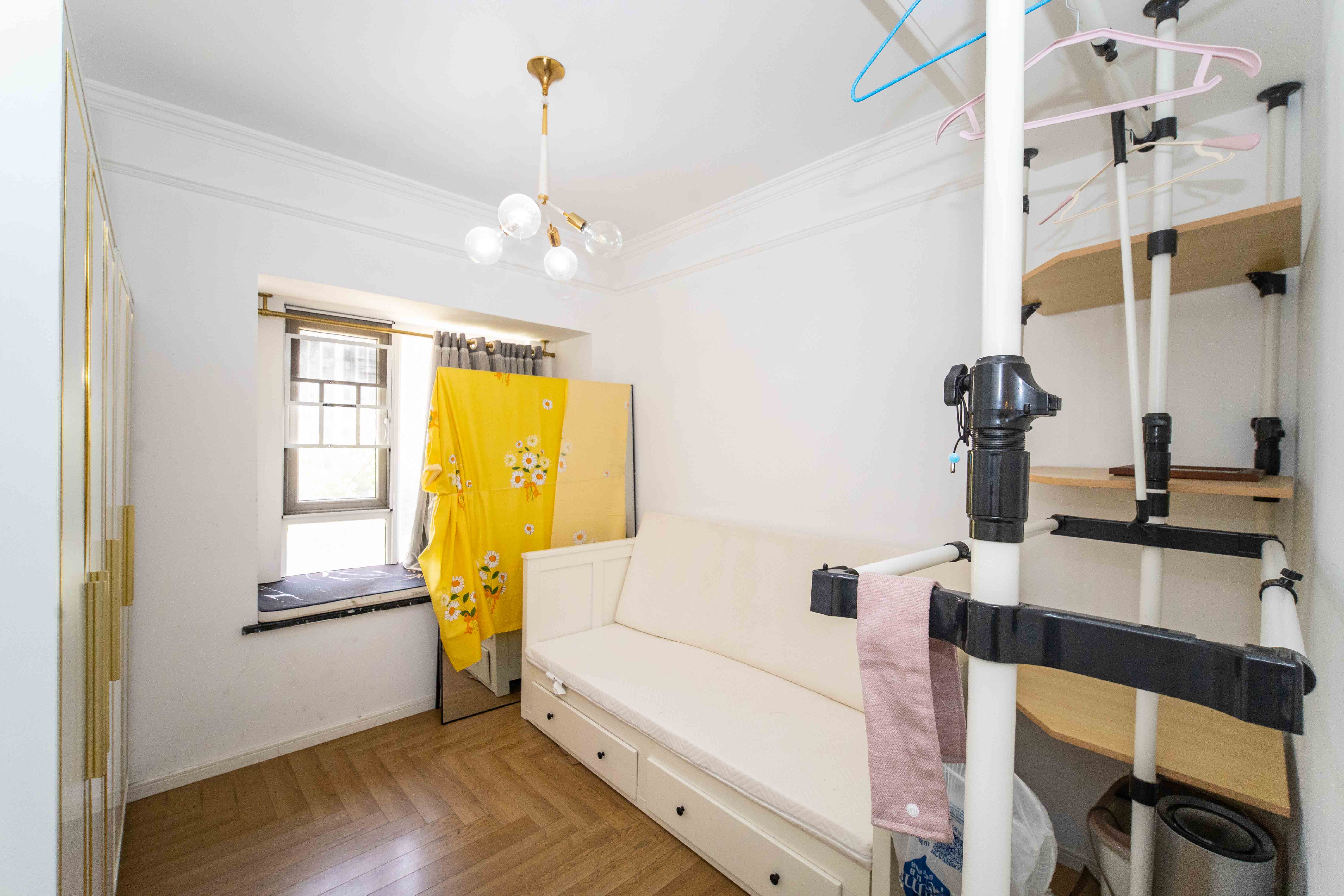 金地格林公馆  3室2厅2卫    130.0万卧室