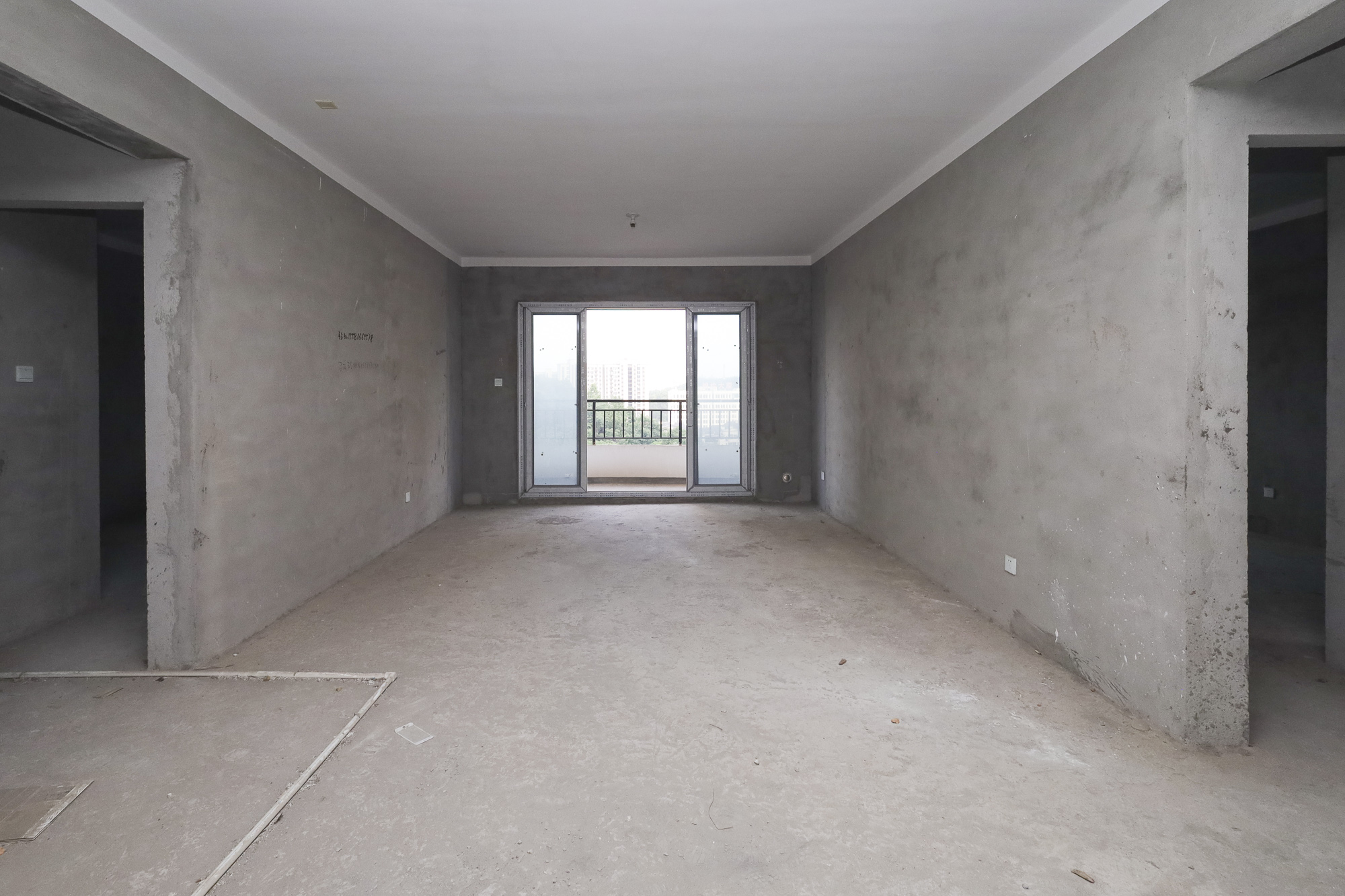 钱隆世家 3室2厅2卫 90.0万 钱隆世家 3室2厅2卫 90.0万客厅