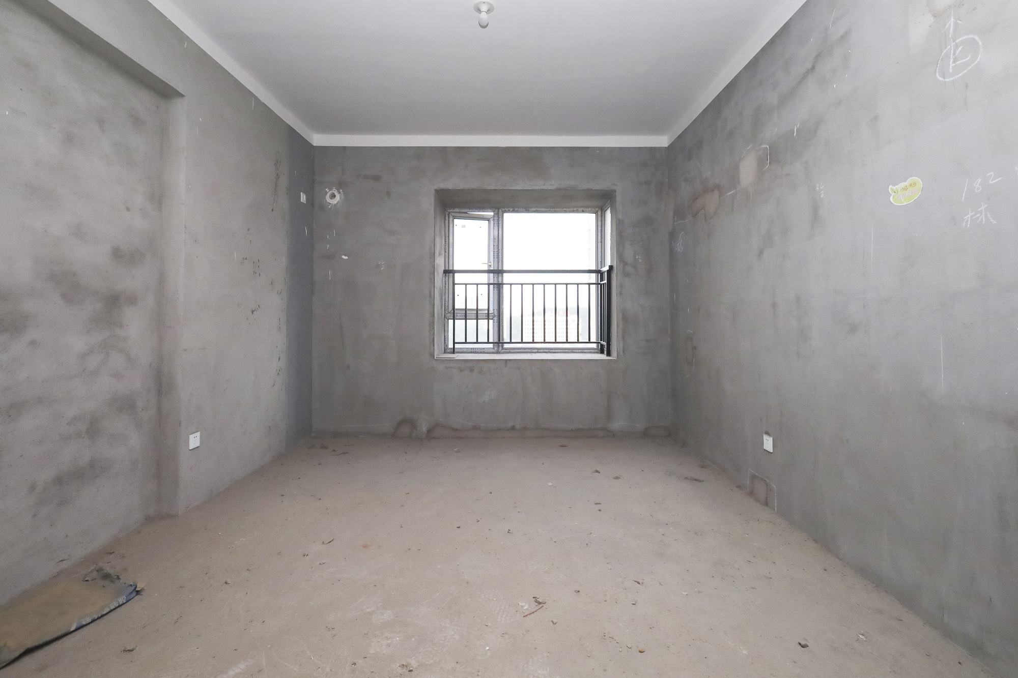 钱隆世家 3室2厅2卫 90.0万 钱隆世家 3室2厅2卫 90.0万卧室