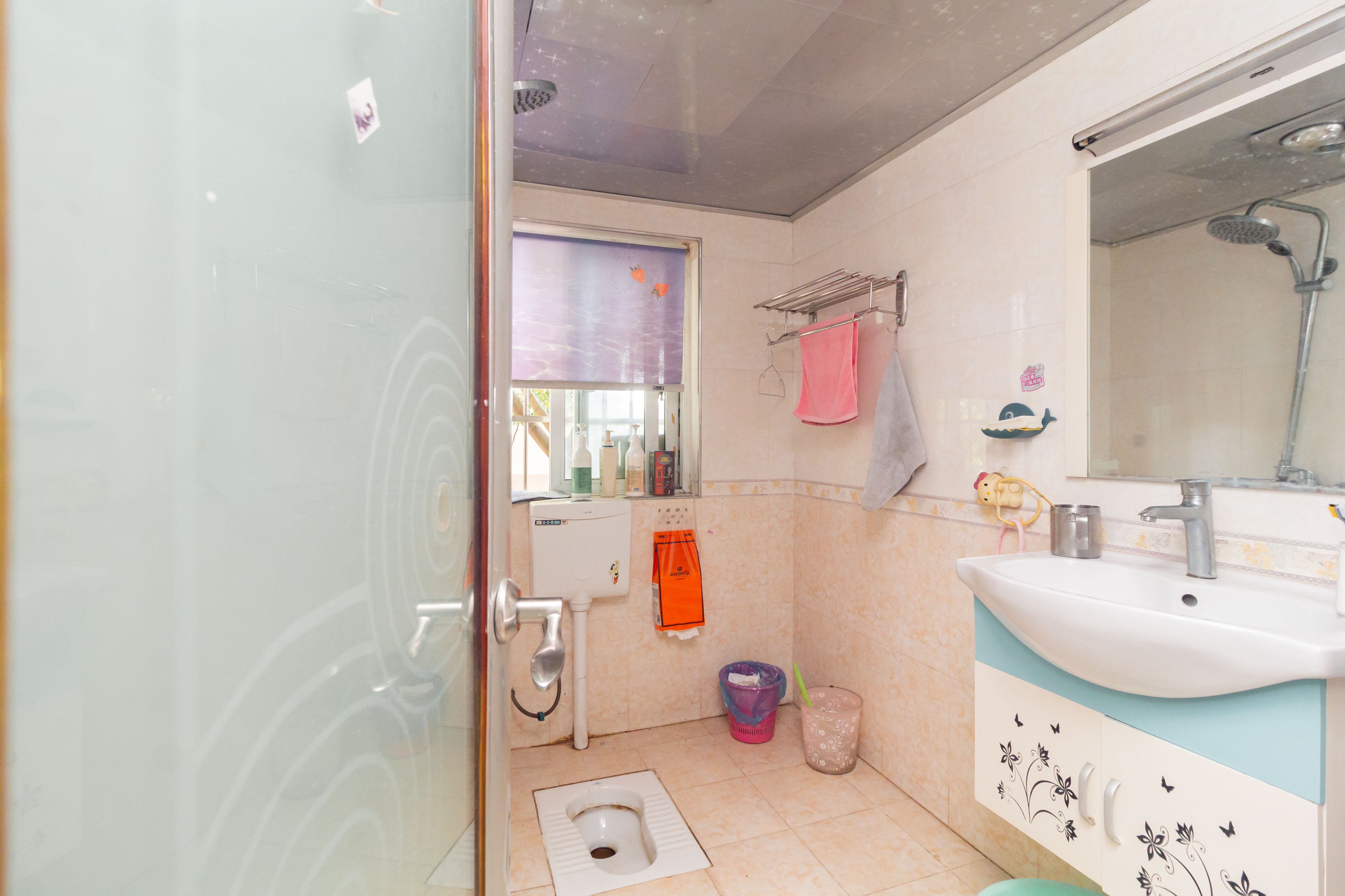 东业苹果社区 3室2厅1卫 49.8万 东业苹果社区 3室2厅1卫 49.8万卫生间