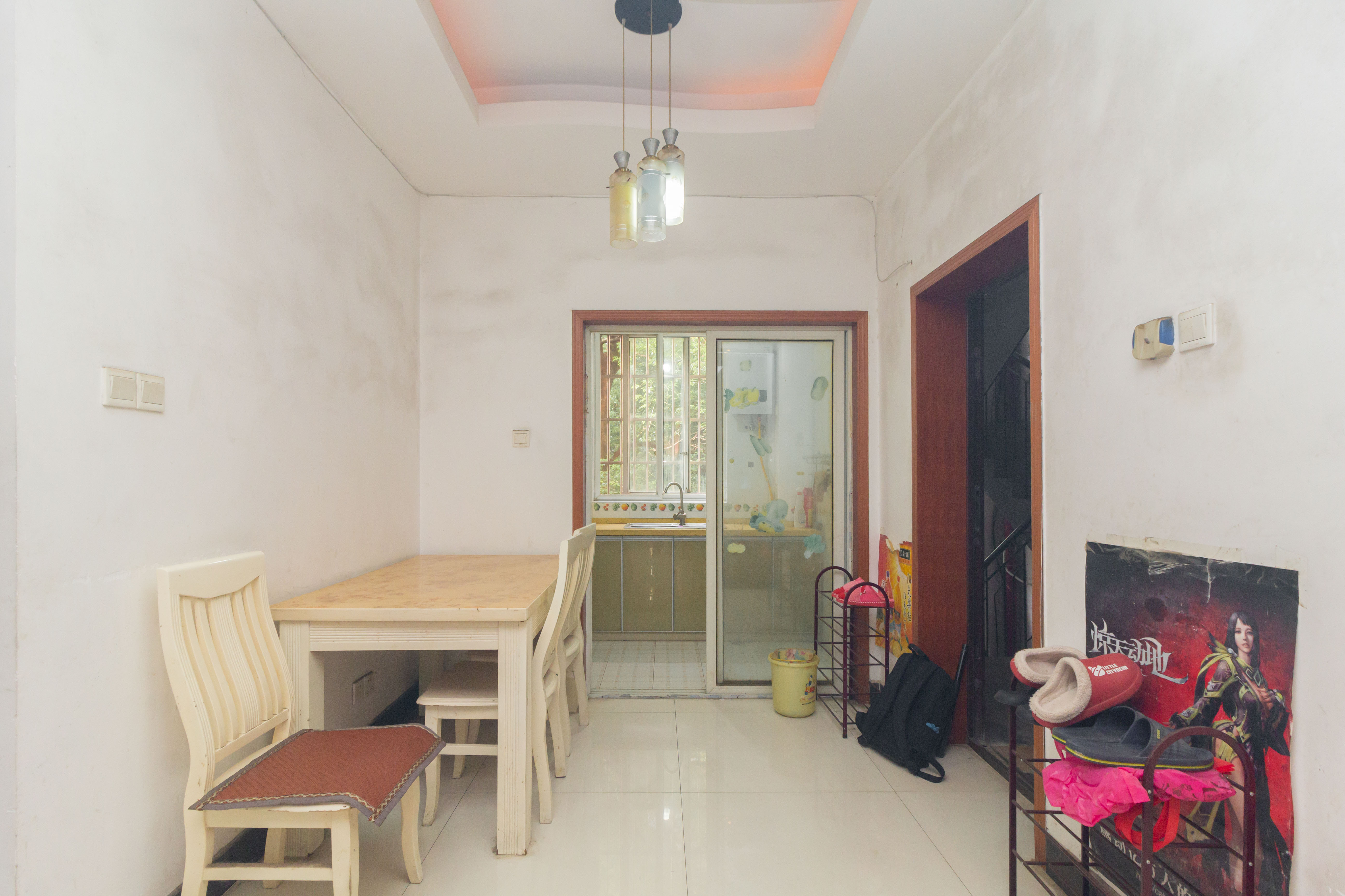 东城名苑 2室2厅1卫 48.8万 东城名苑 2室2厅1卫 48.8万客厅