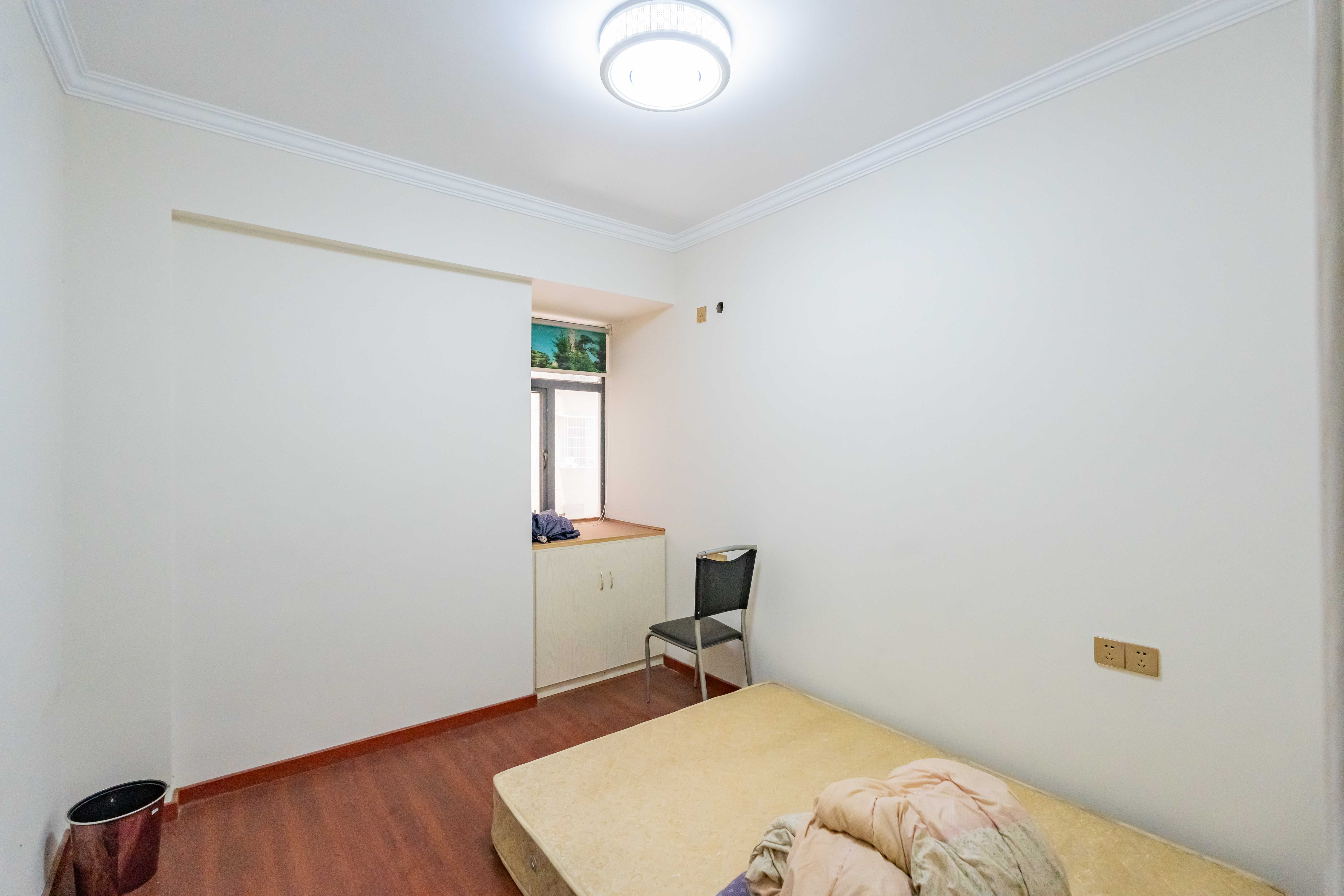 悦湖山 3室2厅1卫 72.0万 悦湖山 3室2厅1卫 72.0万卧室