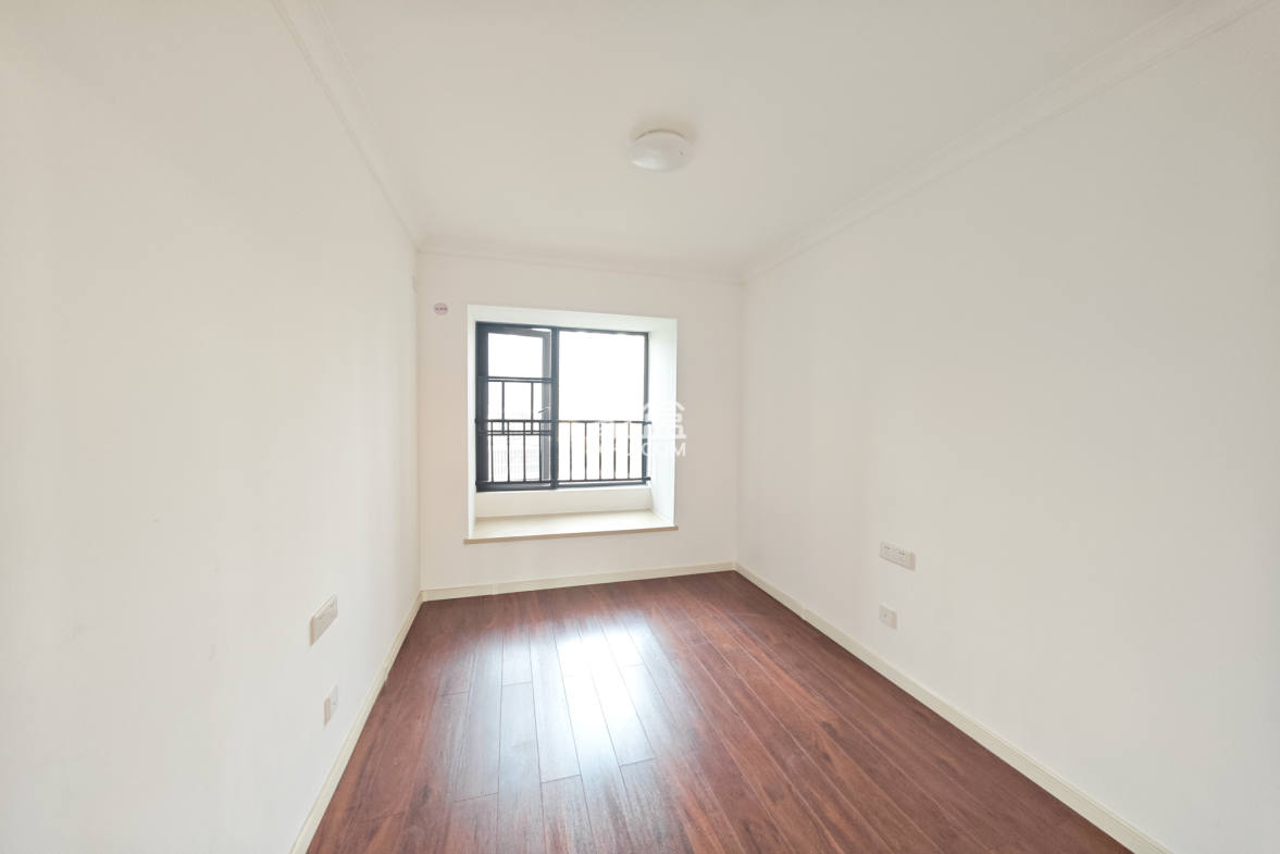 万科魅力之城锋镜里  4室2厅2卫    160.0万 万科魅力之城锋镜里  4室2厅2卫    160.0万卧室