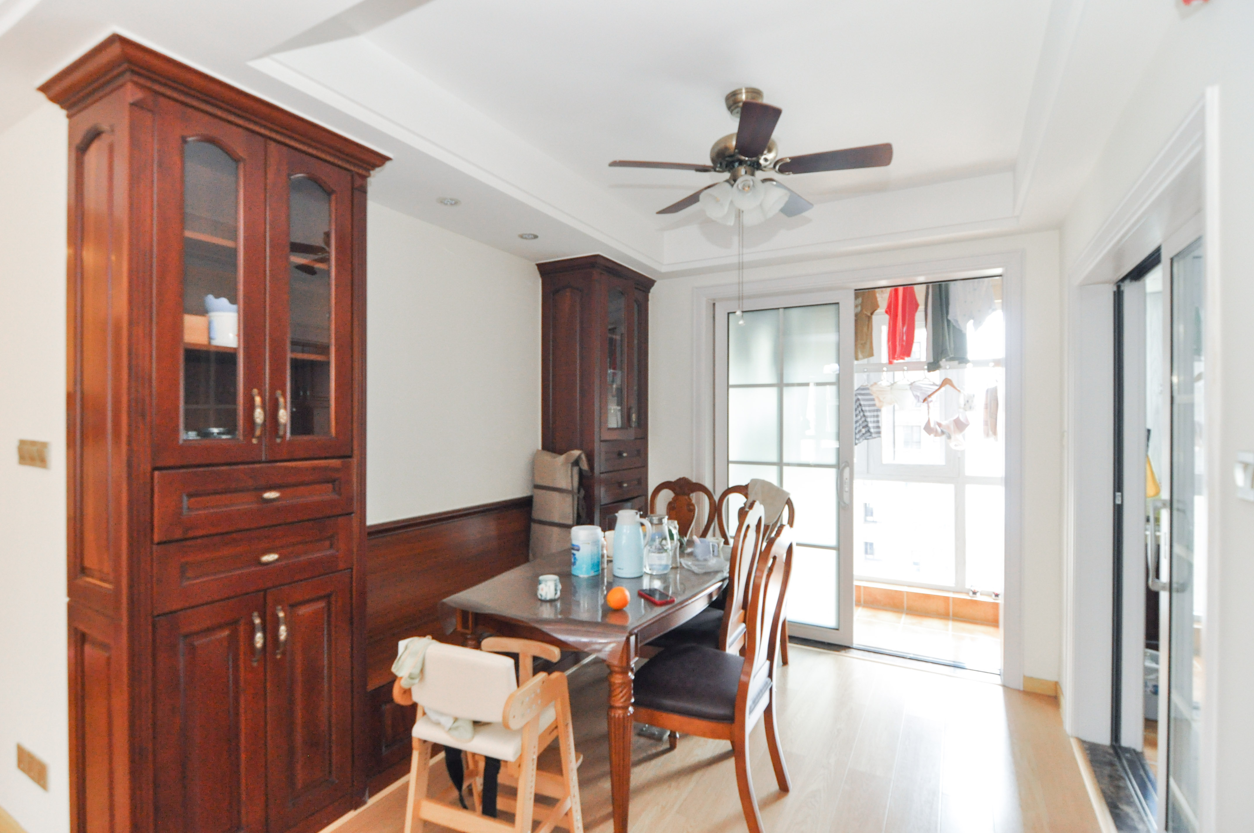 卓越浅水湾  4室2厅2卫    195.0万其他