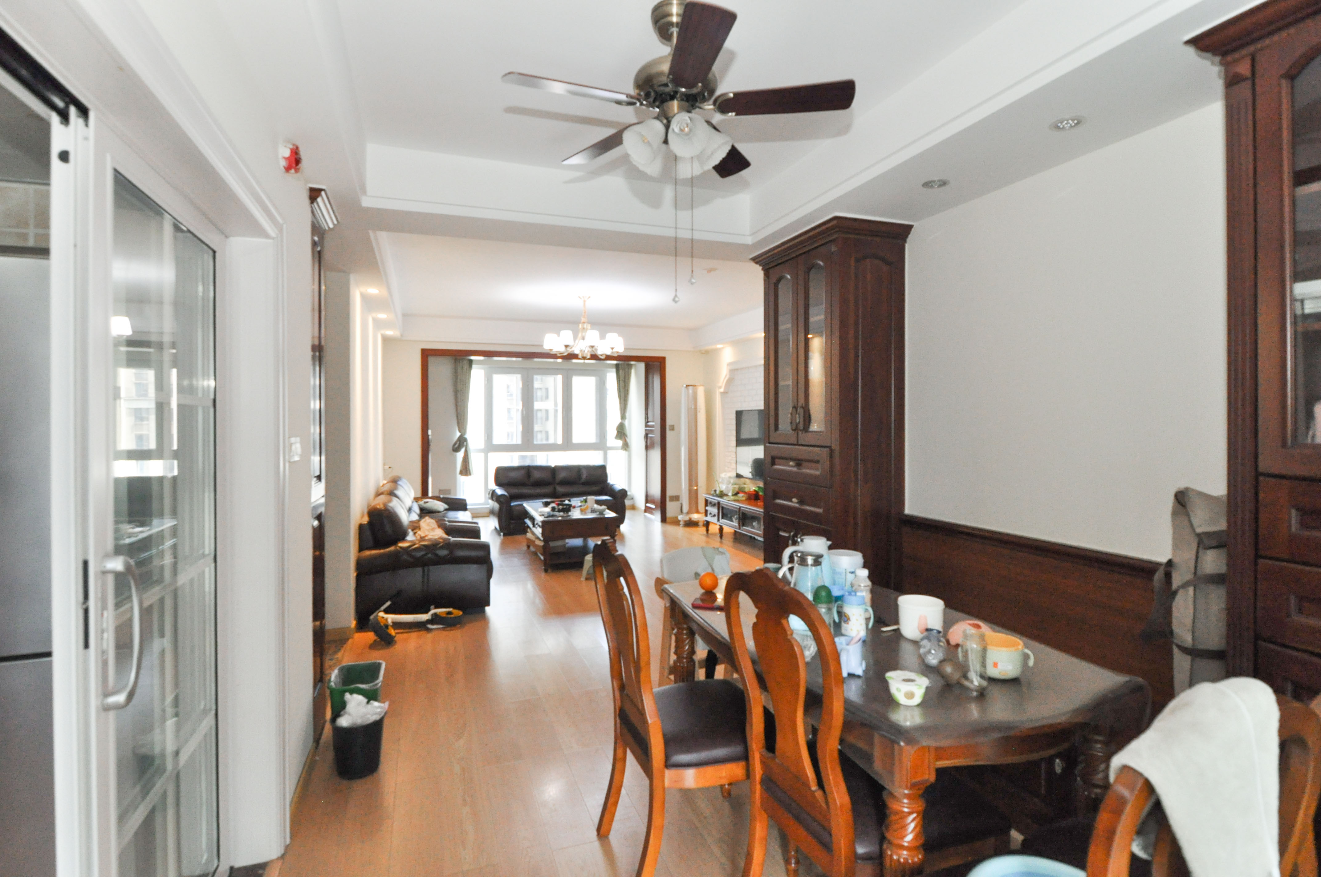 卓越浅水湾  4室2厅2卫    195.0万其他