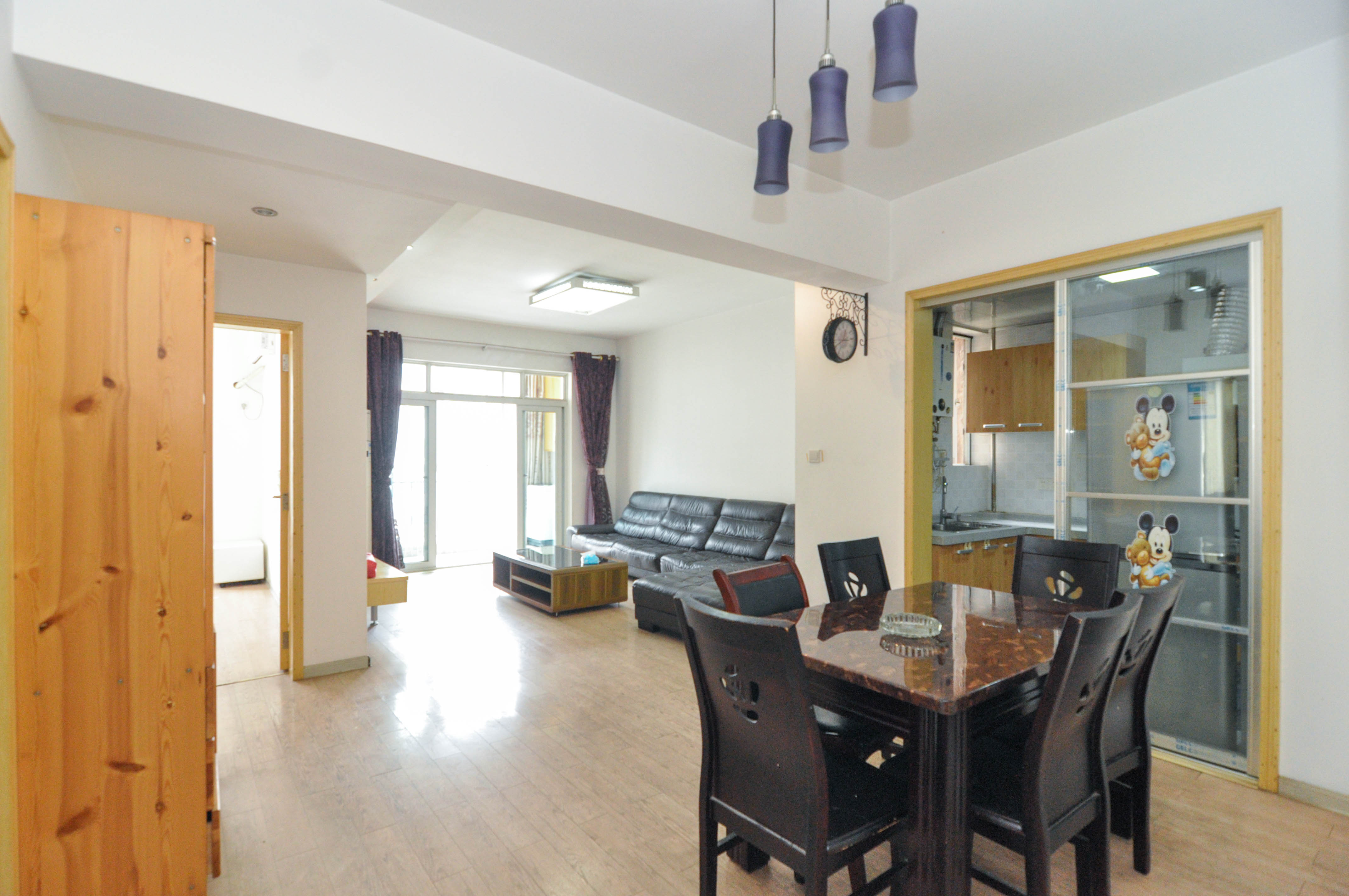 中房F联邦  2室2厅1卫    69.0万 中房F联邦  2室2厅1卫    69.0万卧室