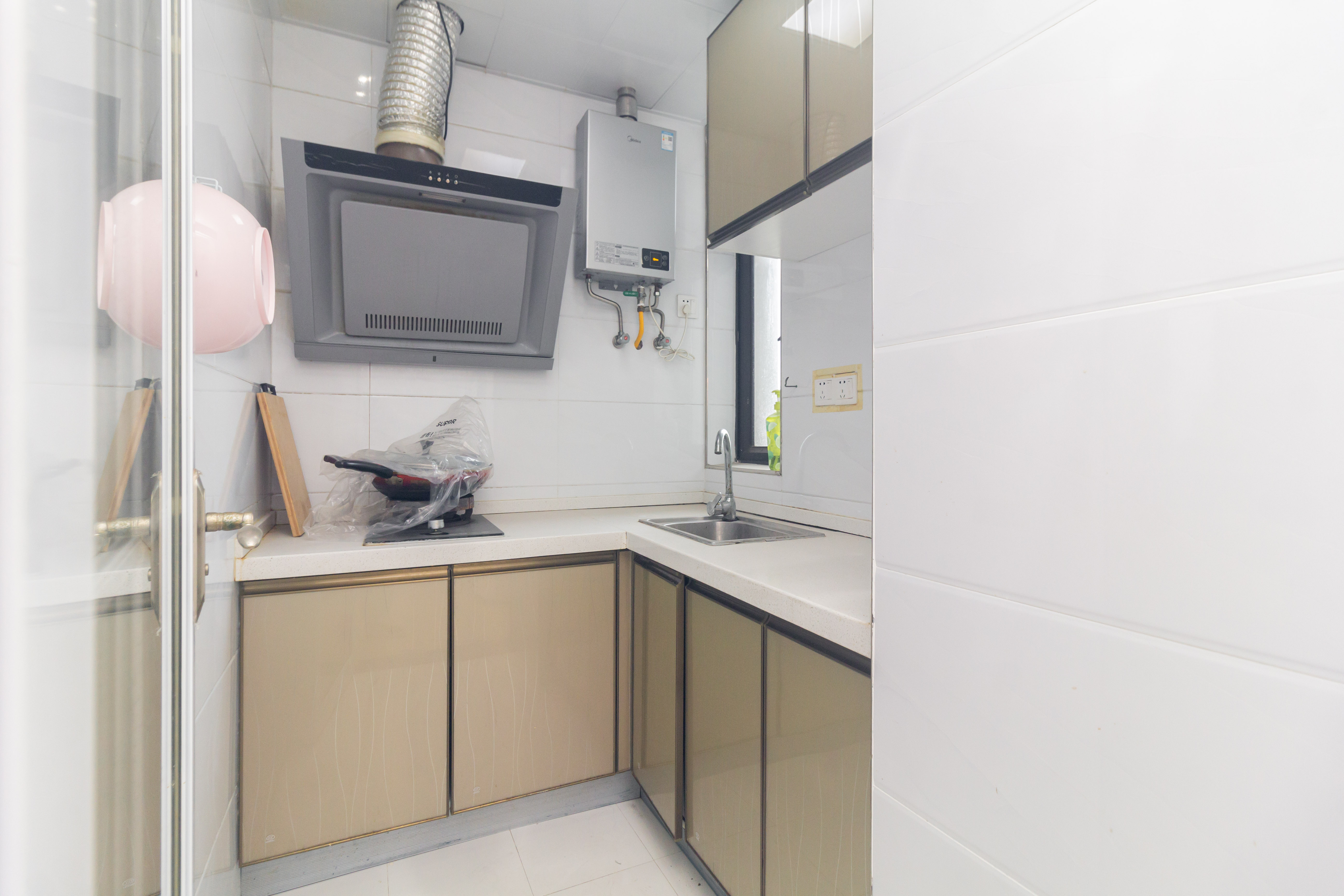 康桥长郡  1室1厅1卫    32.8万 康桥长郡  1室1厅1卫    32.8万厨房