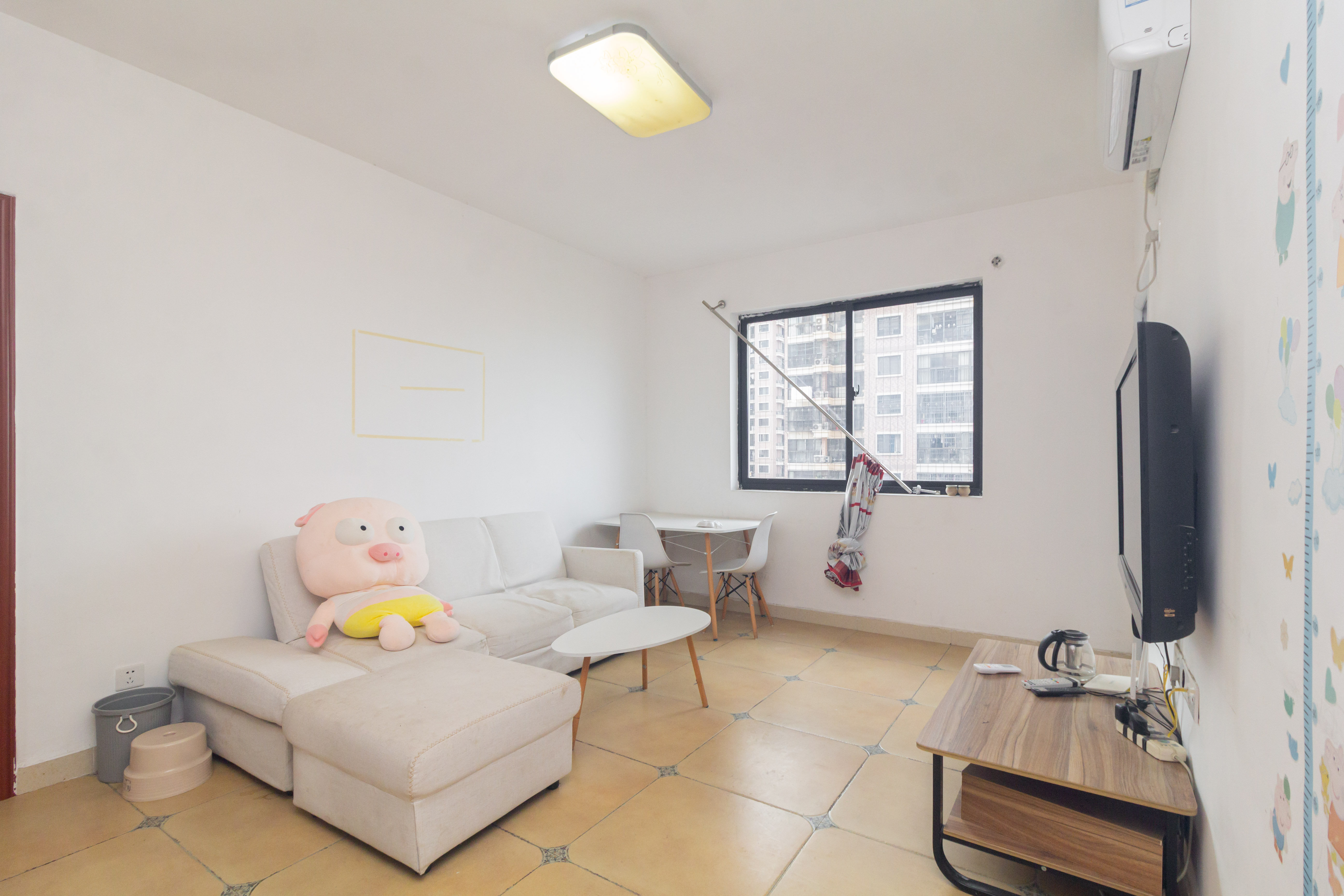 康桥长郡  1室1厅1卫    32.8万 康桥长郡  1室1厅1卫    32.8万客厅