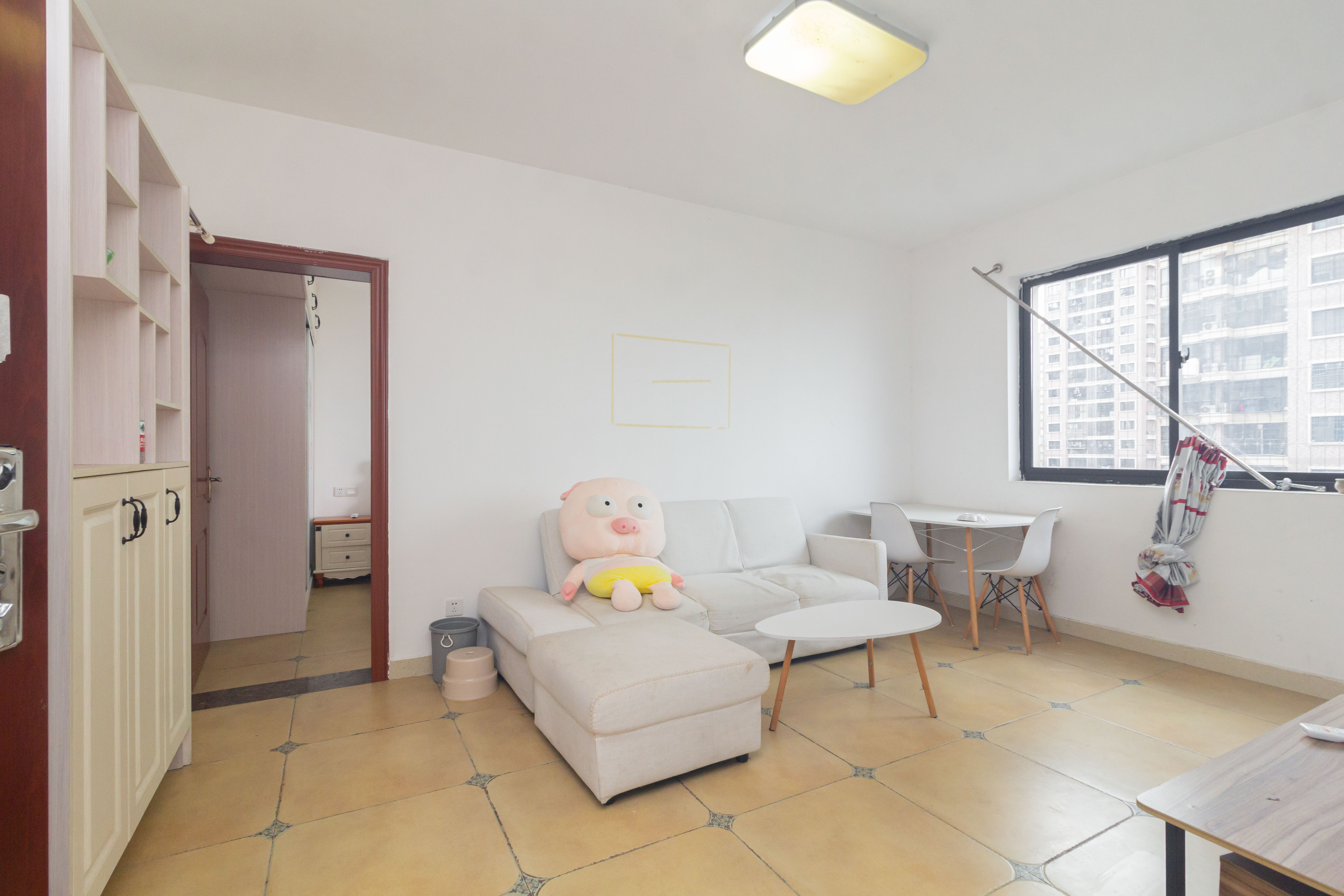 康桥长郡  1室1厅1卫    32.8万 康桥长郡  1室1厅1卫    32.8万客厅