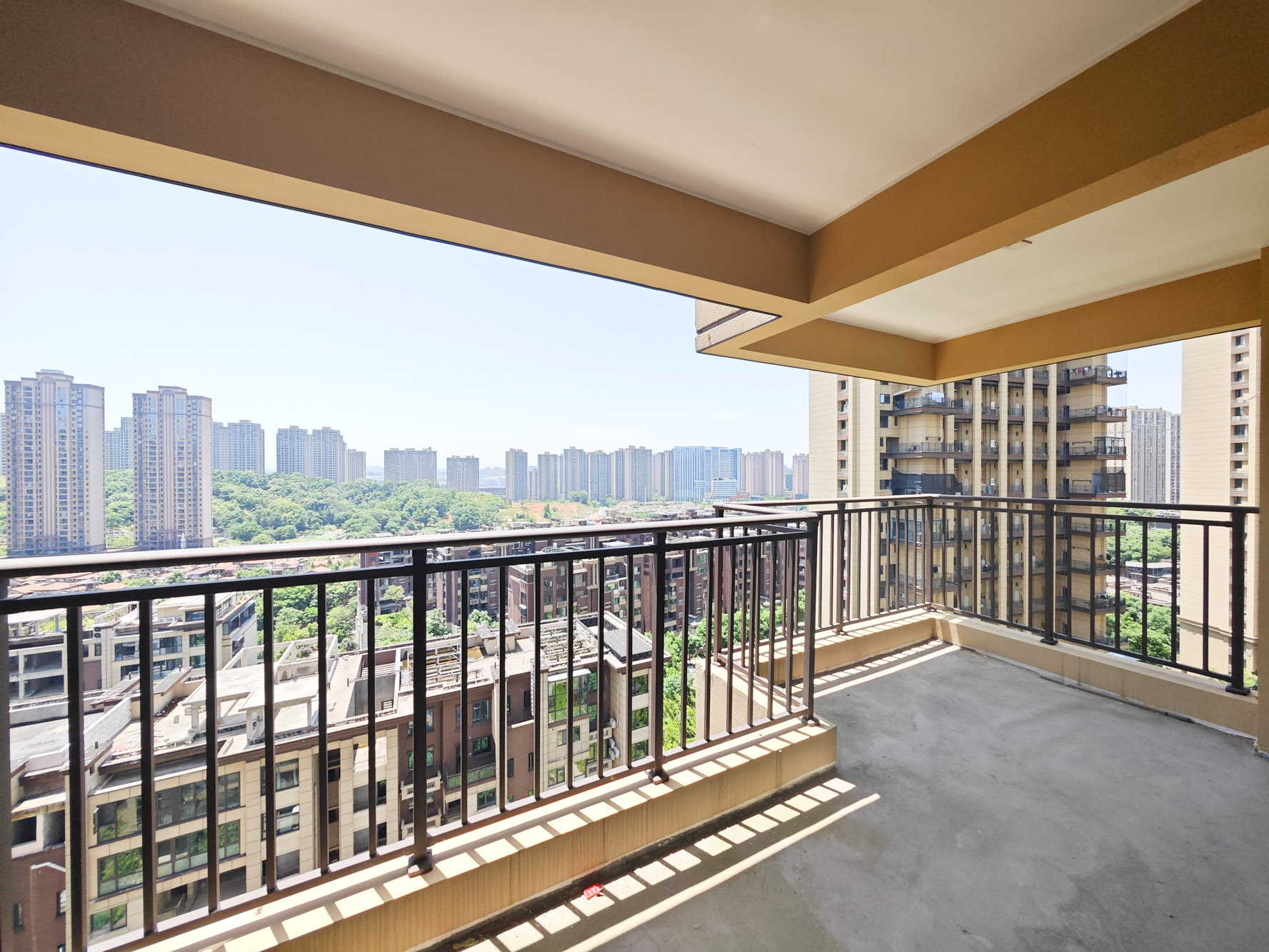 保利城(中航城国际社区、郡原美村) 4室2厅2卫 140.0万 保利城(中航城国际社区、郡原美村) 4室2厅2卫 140.0万其他