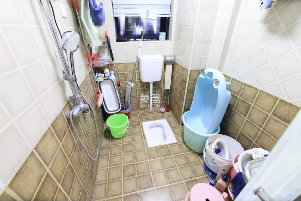 恒生碧水龍庭  3室2廳2衛(wèi)   131.80萬