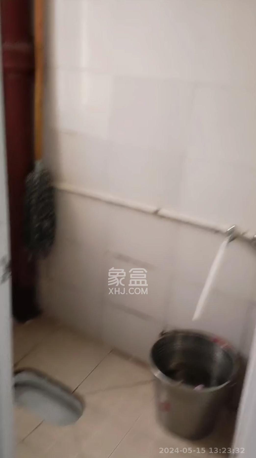 长沙市环卫机械厂宿舍  2室1厅1卫   1400.00元/月室内图