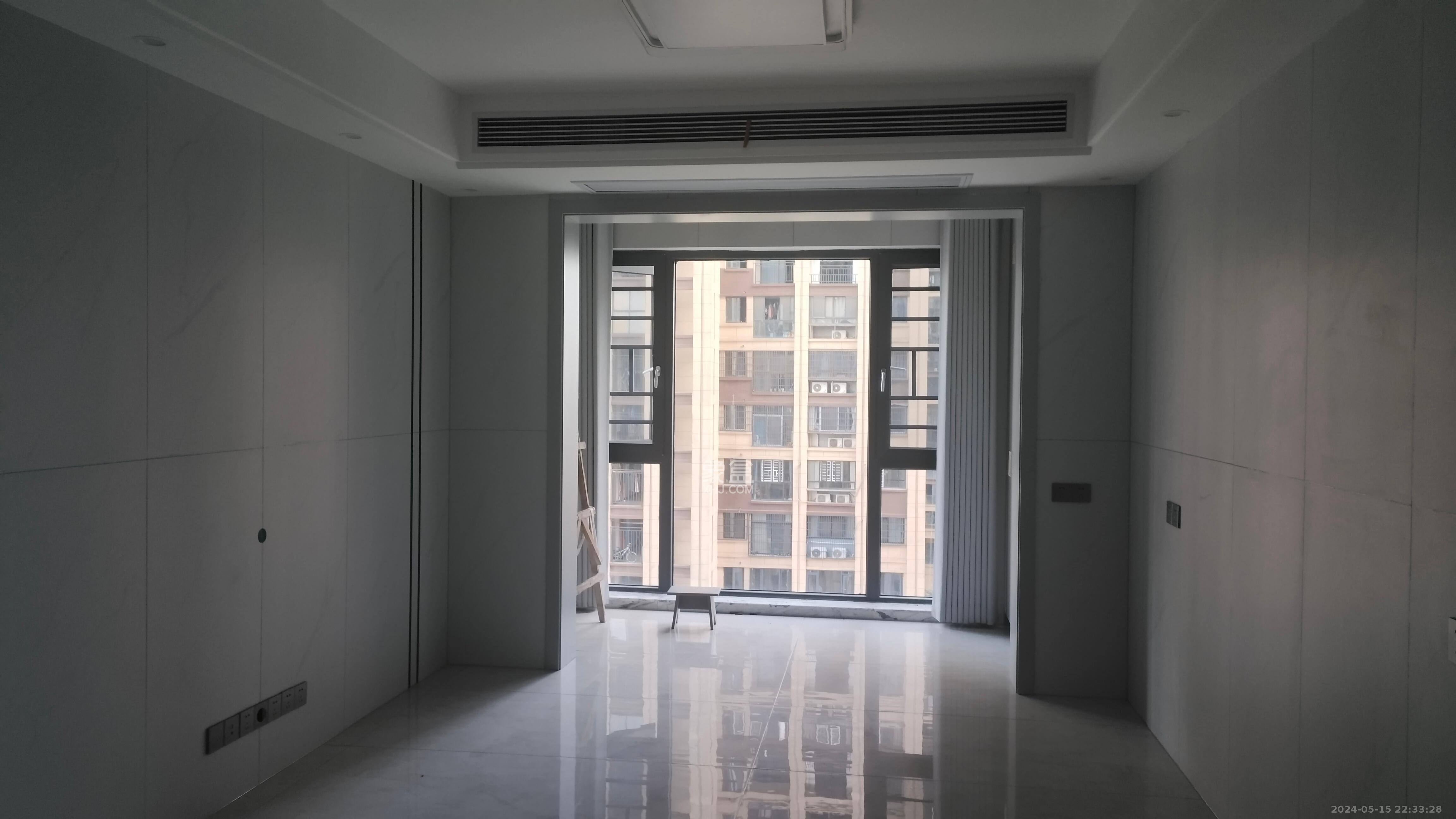 东方美地  3室1厅1卫   2800.00元/月室内图