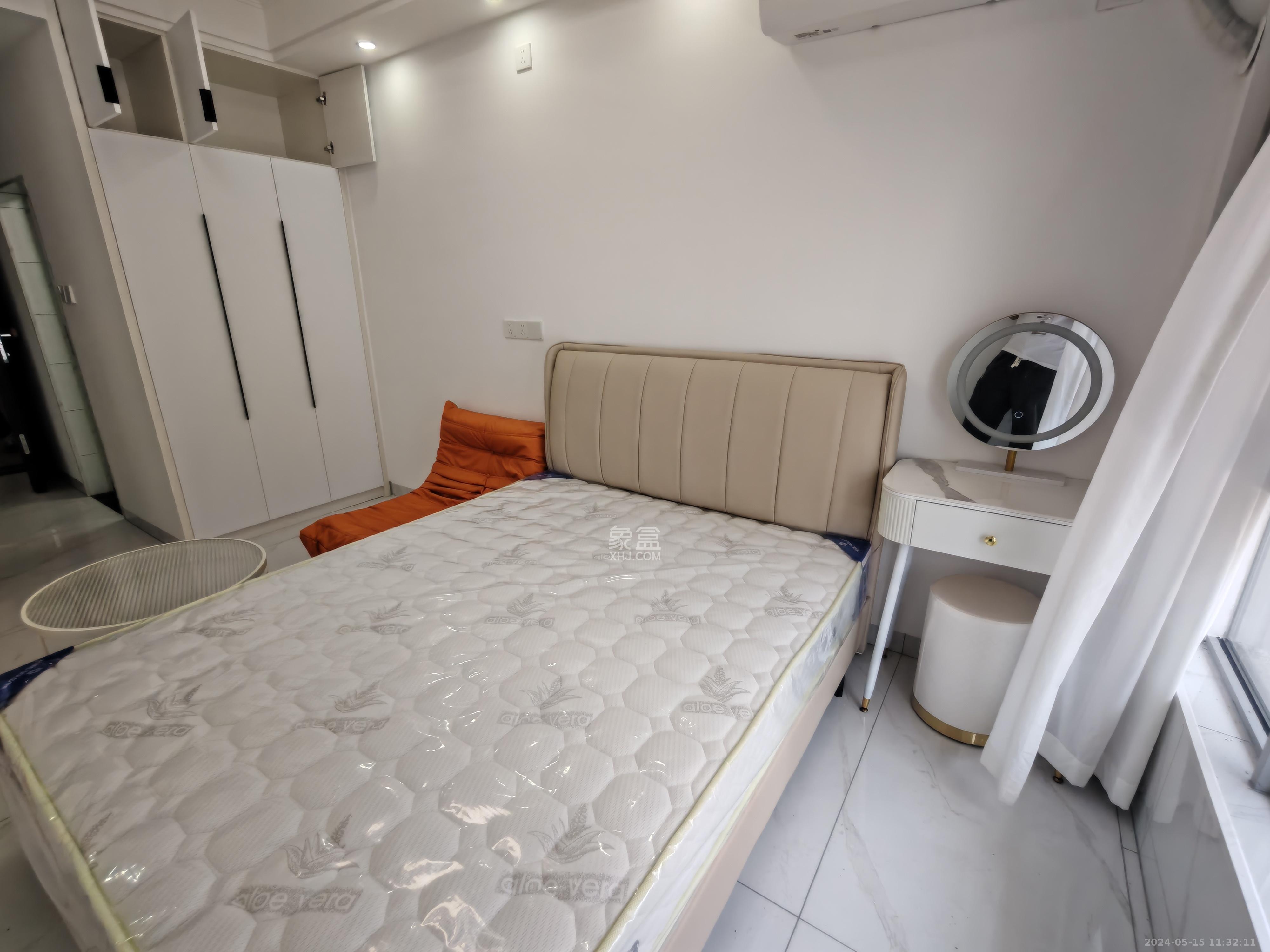 保利天禧EF区 1室1厅1卫 1700.0元/月 保利天禧EF区 1室1厅1卫 1700.0元/月室内图