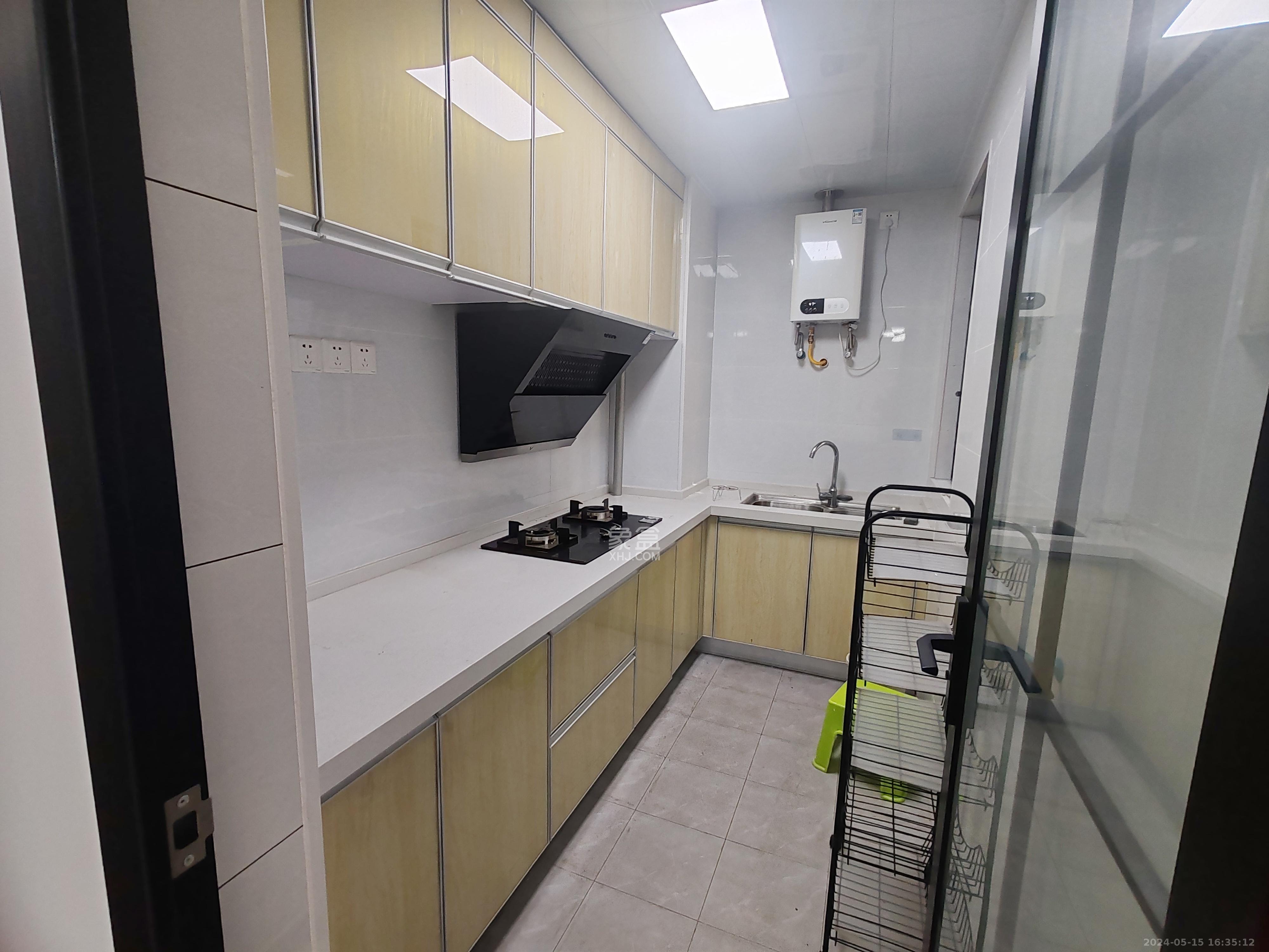保利城（中航城国际社区、郡原美村）  3室2厅1卫   2300.00元/月室内图