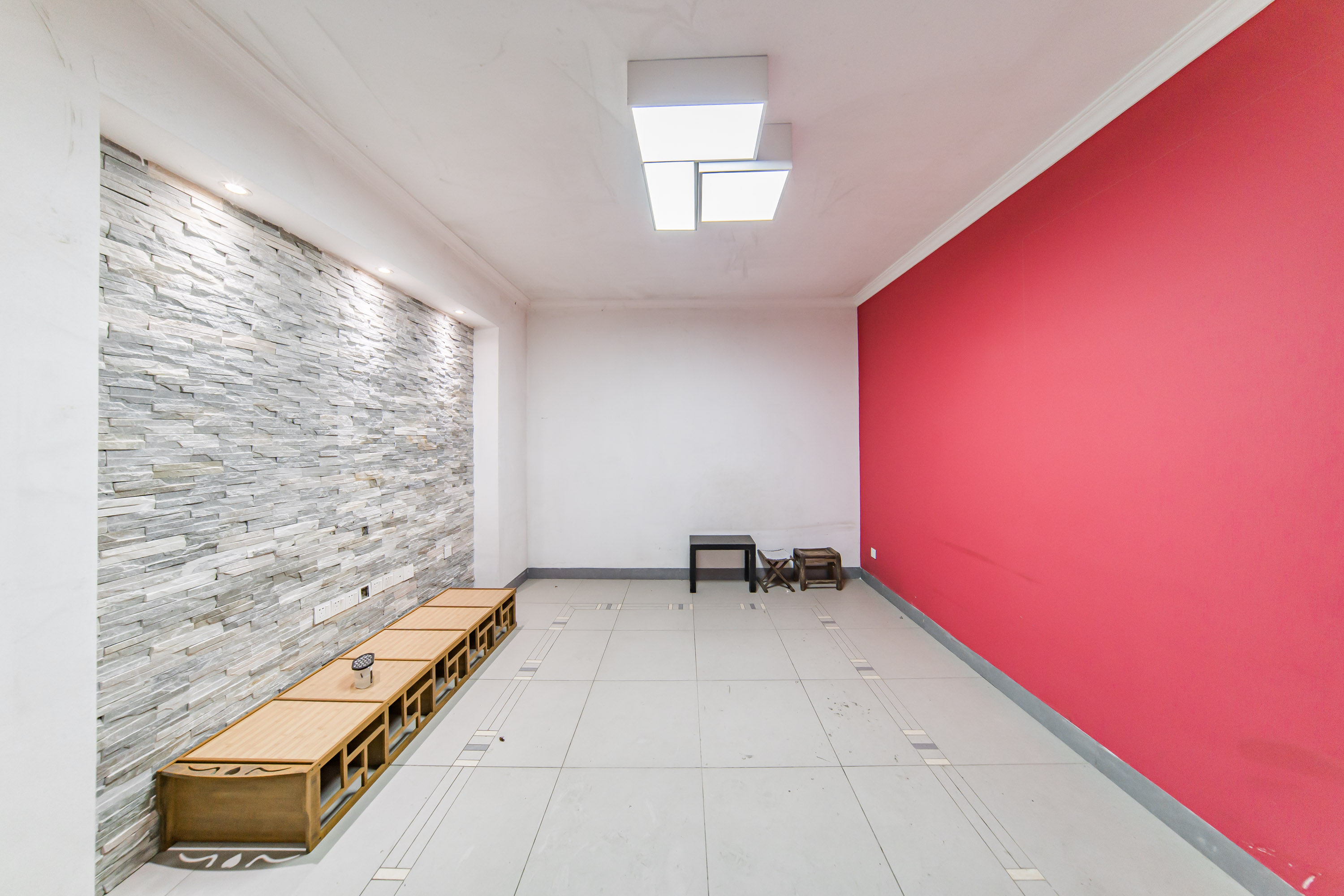 阳光100二期 2室2厅1卫 76.0万 阳光100二期 2室2厅1卫 76.0万客厅