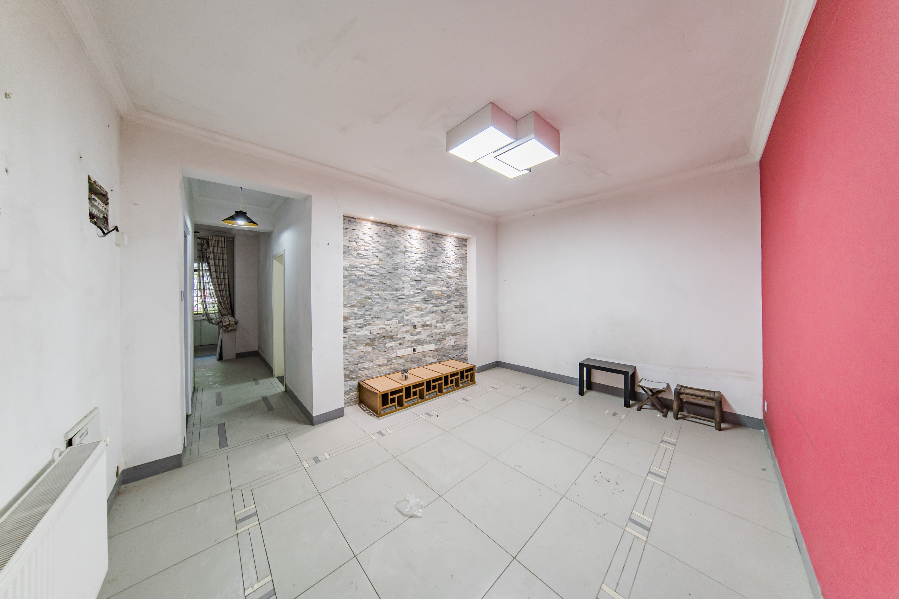 阳光100二期 2室2厅1卫 76.0万 阳光100二期 2室2厅1卫 76.0万客厅